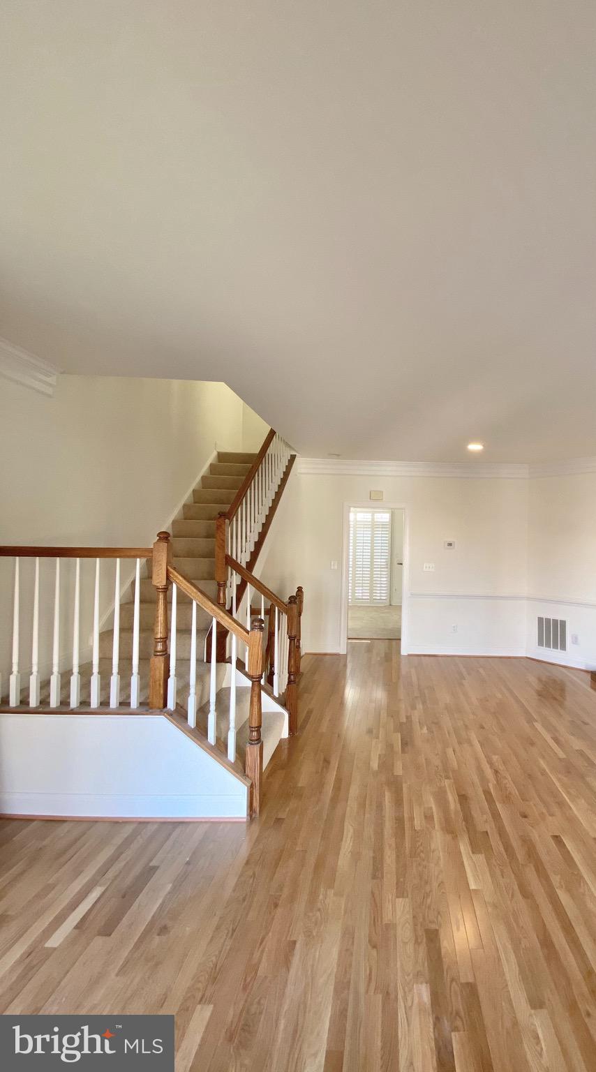 1562 21ST COURT N