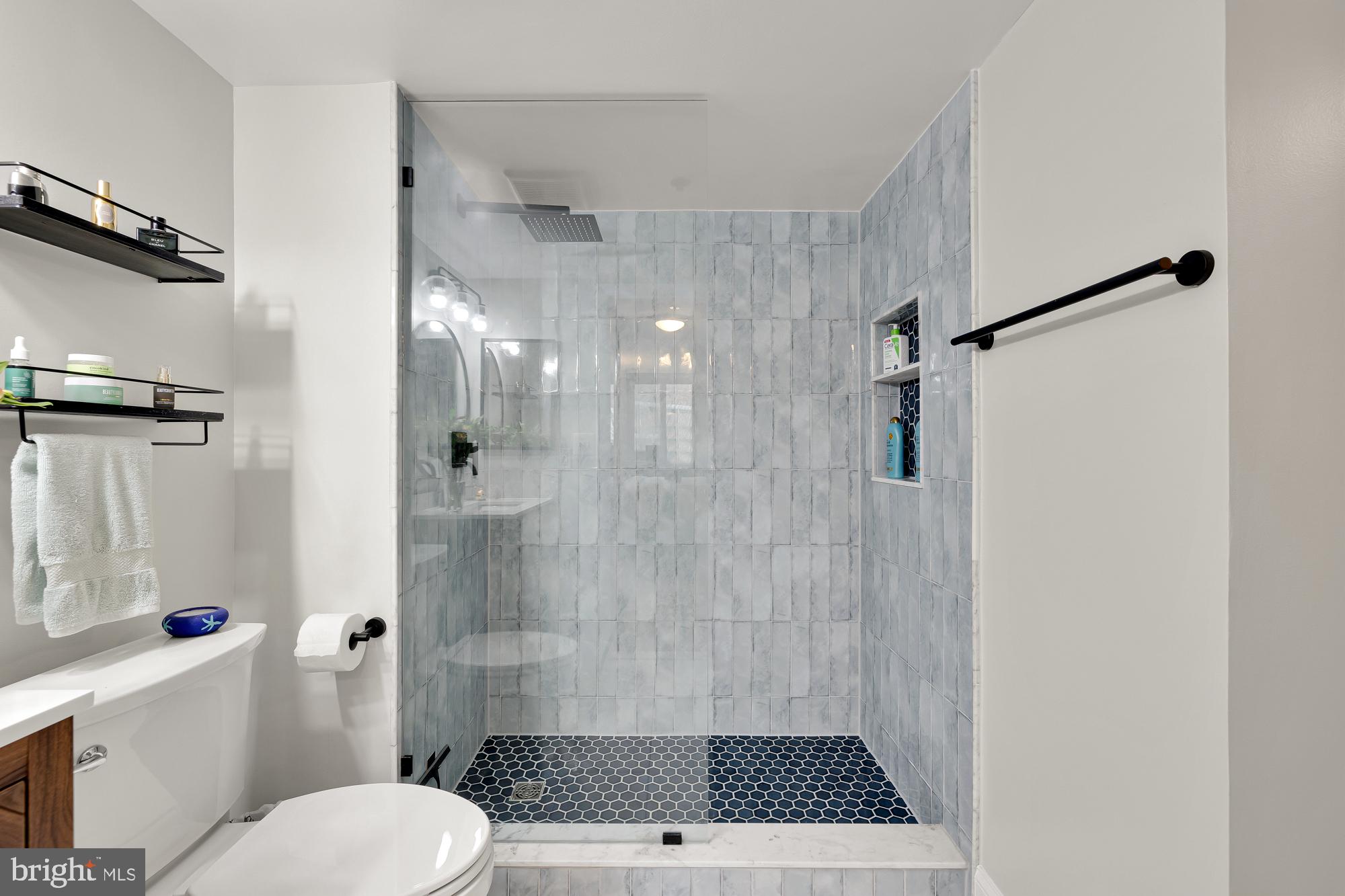 1001 N VERMONT STREET 409