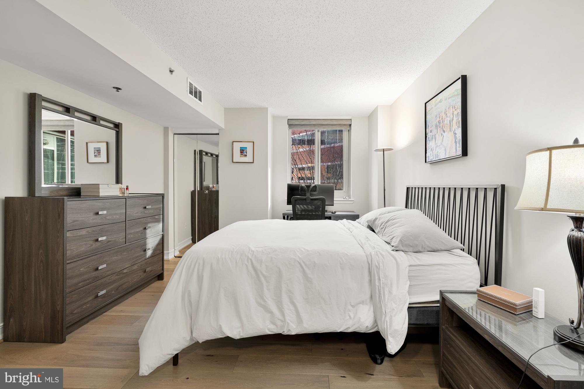 1001 N VERMONT STREET 409