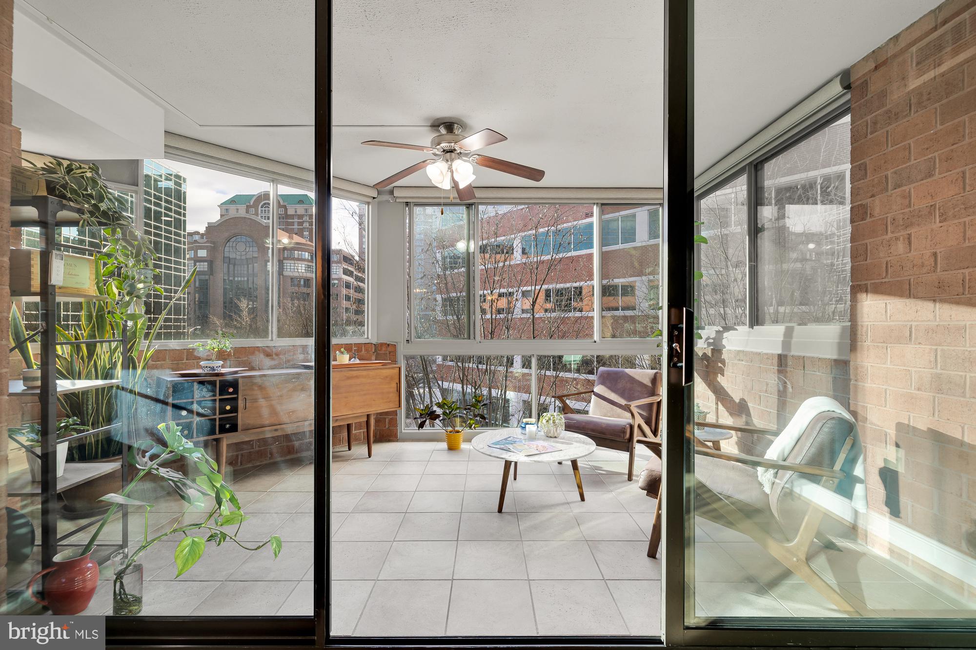 1001 N VERMONT STREET 409