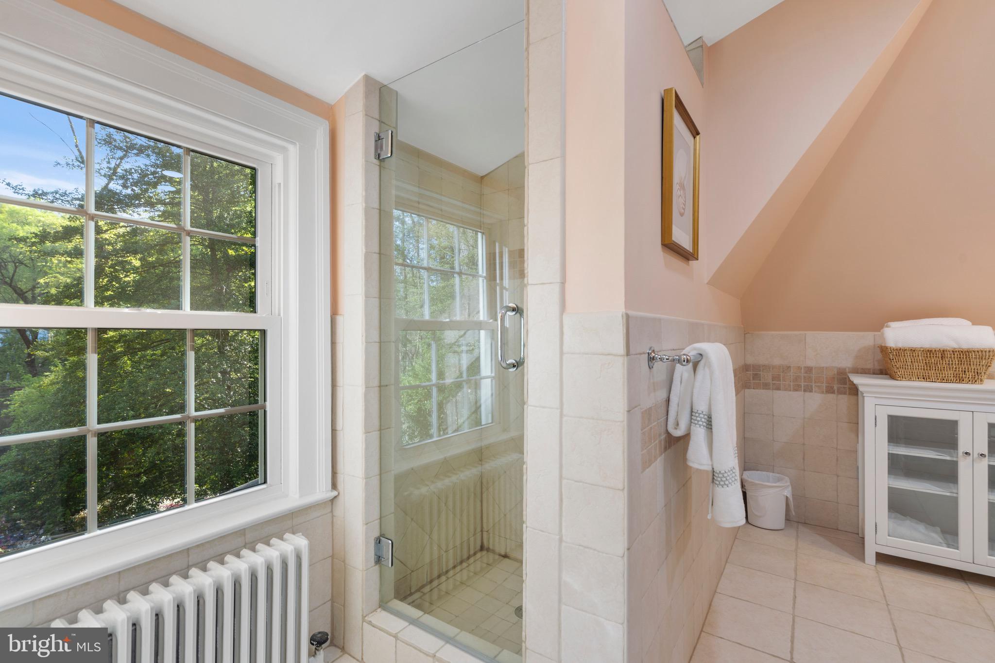 2830 N BEECHWOOD CIRCLE