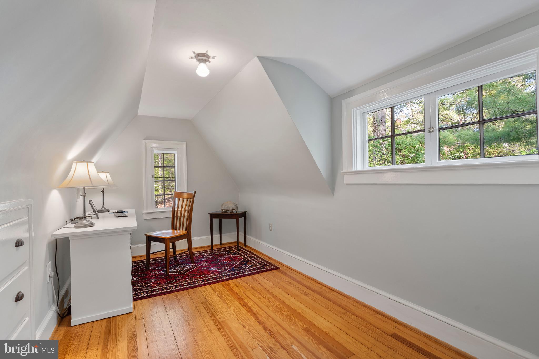 2830 N BEECHWOOD CIRCLE