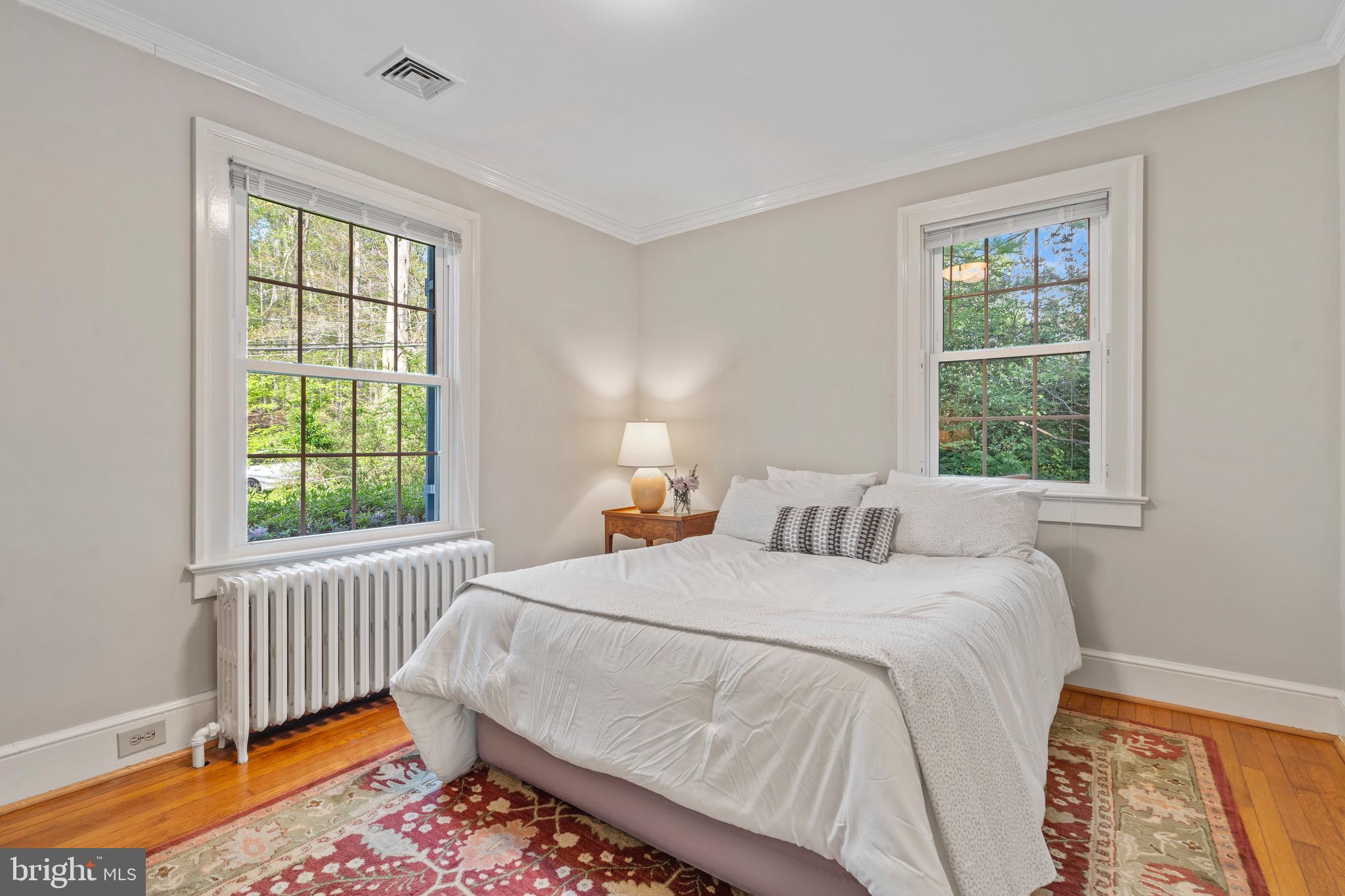 2830 N BEECHWOOD CIRCLE