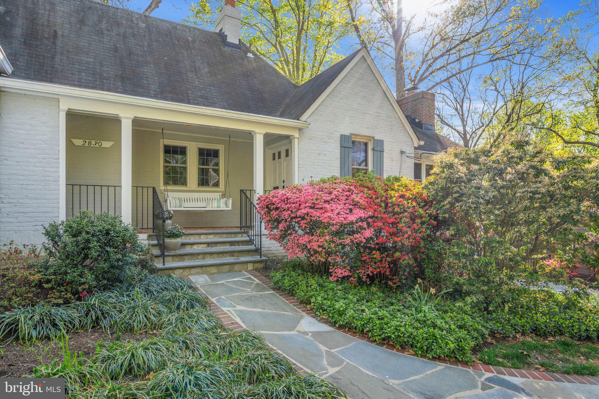 2830 N BEECHWOOD CIRCLE