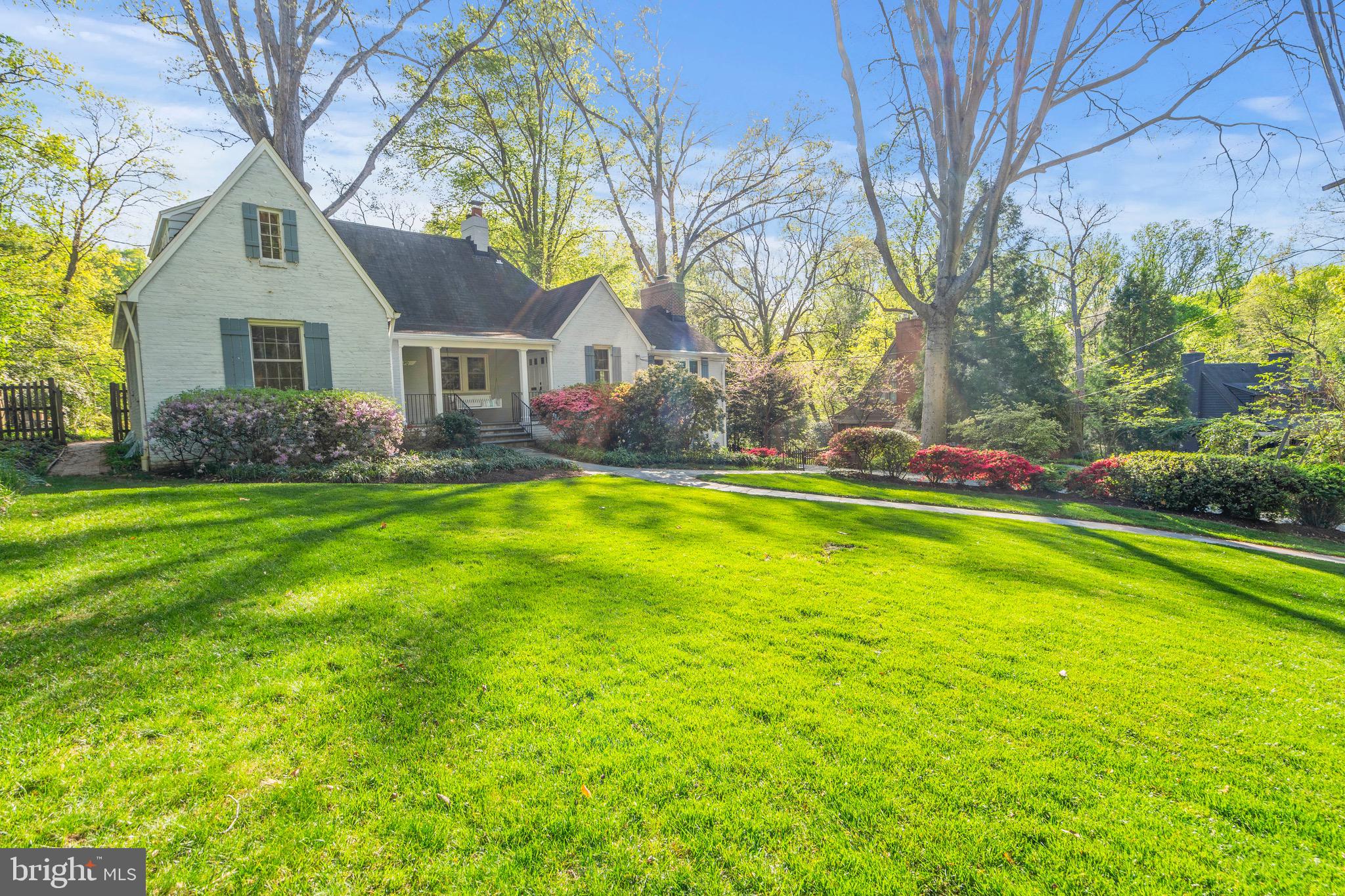 2830 N BEECHWOOD CIRCLE