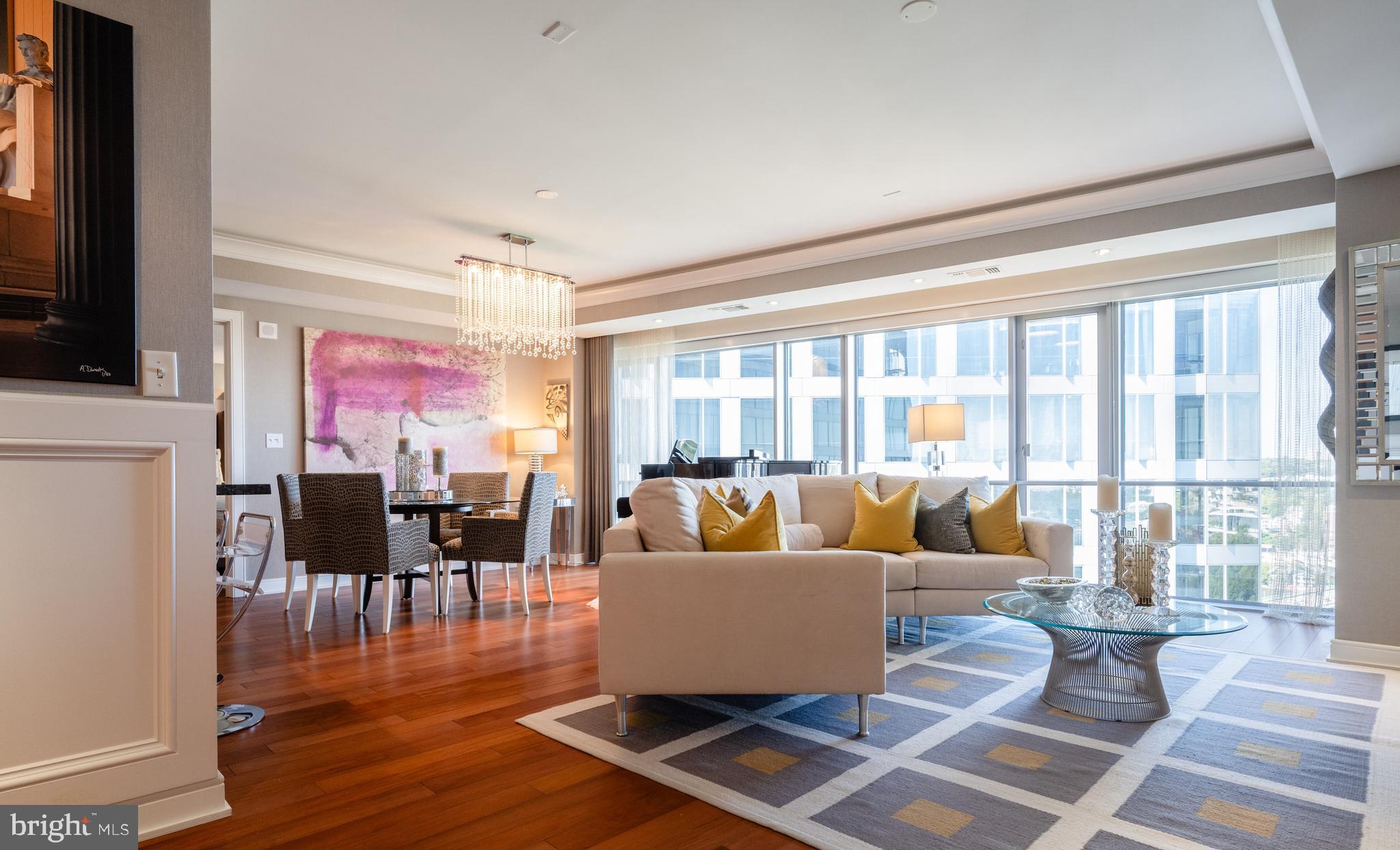 1111 19TH STREET N 2806