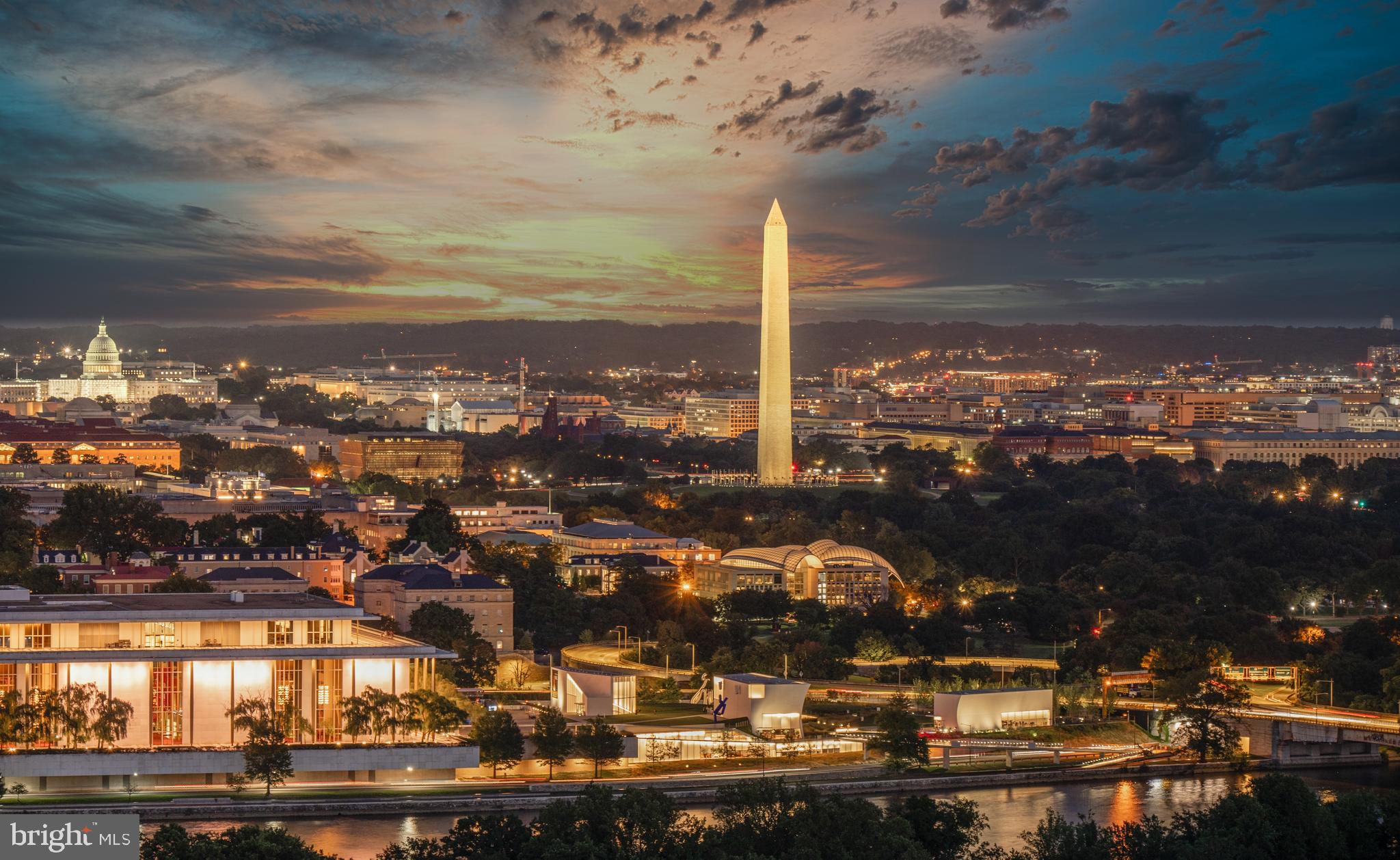 1111 19TH STREET N 2806