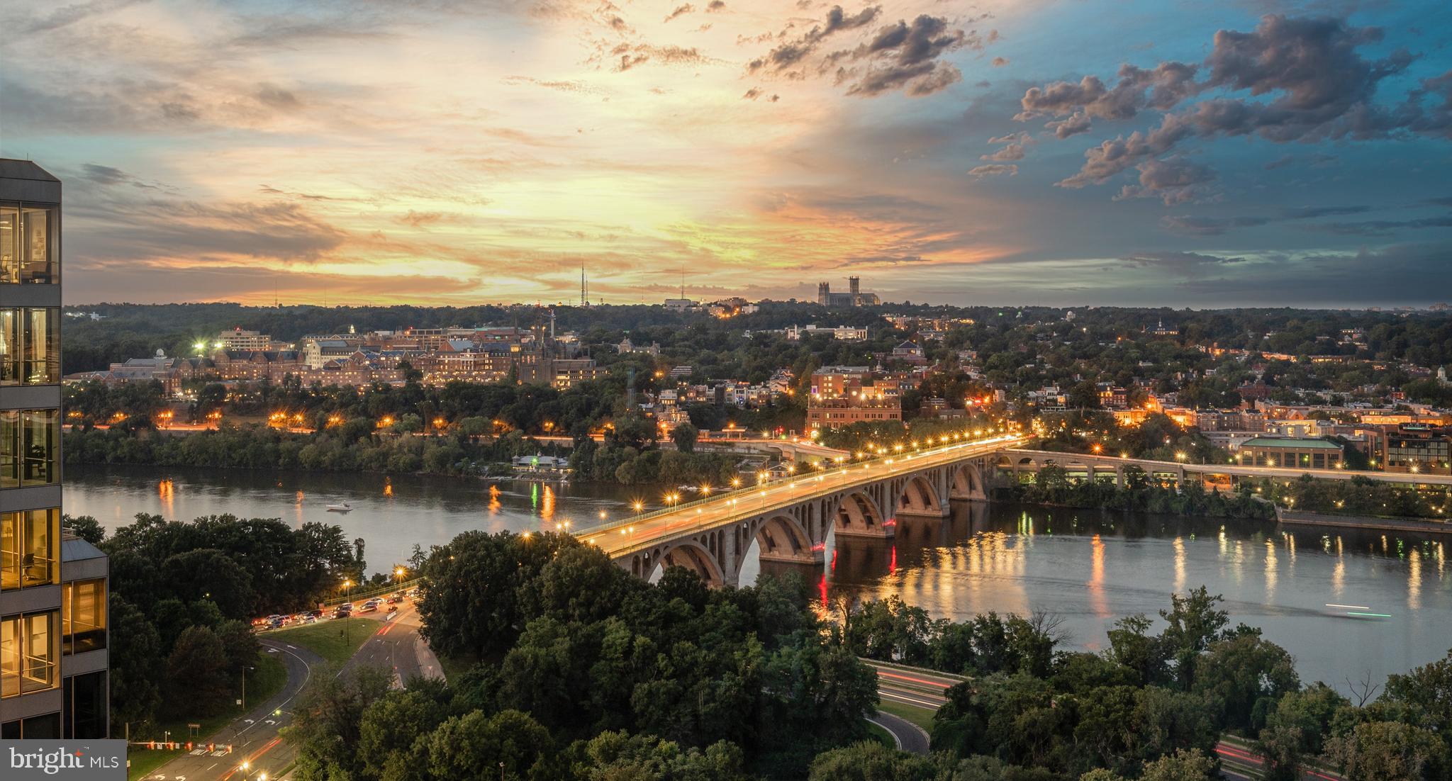 1111 19TH STREET N 2806