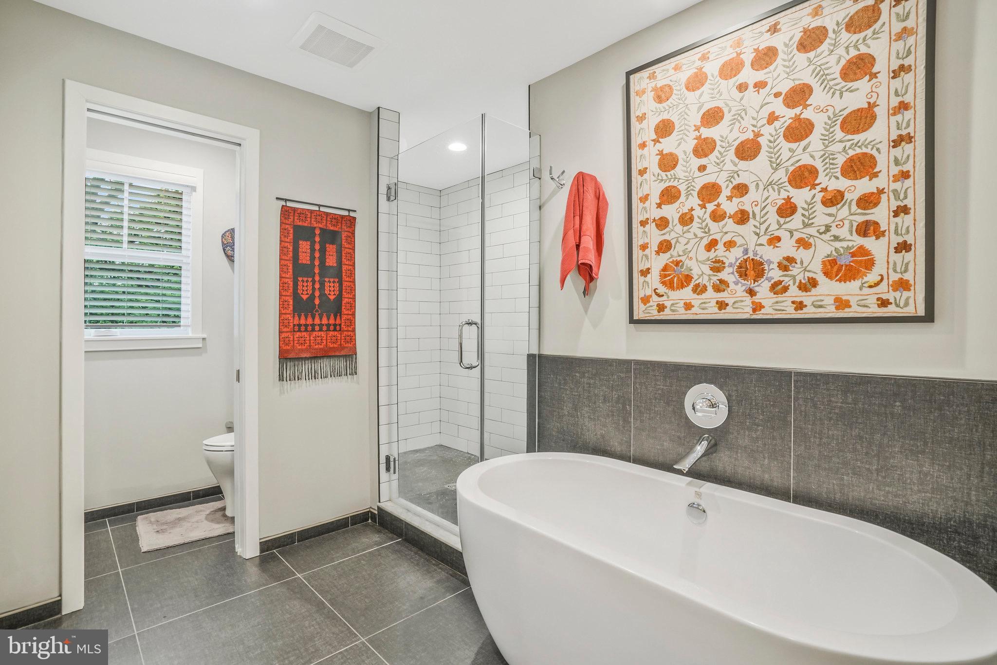 709 N KENMORE STREET