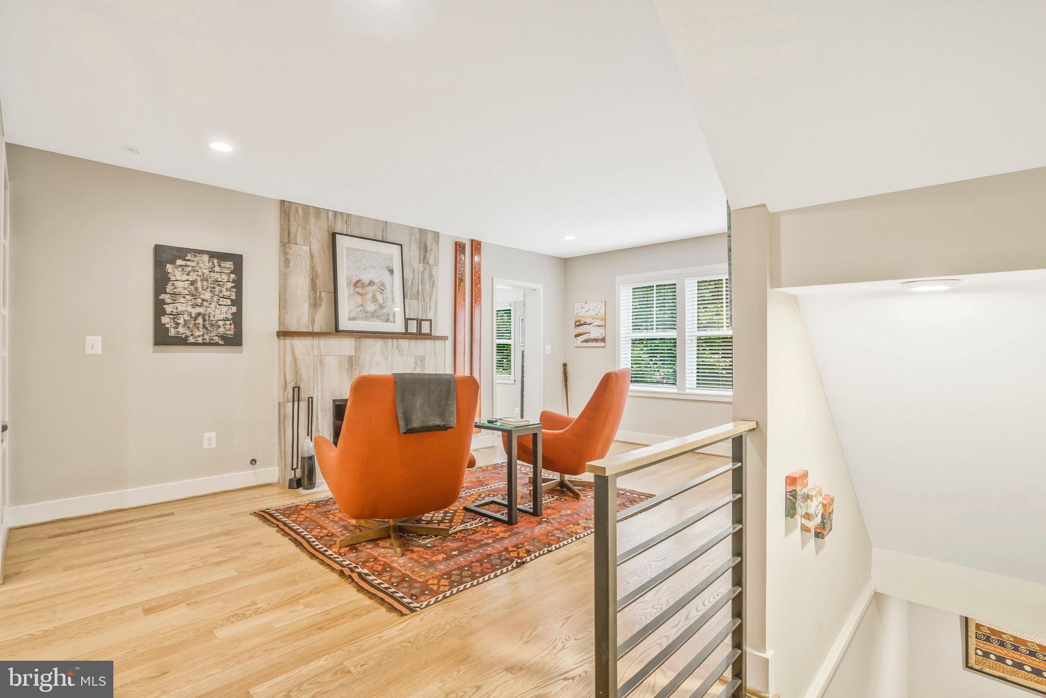 709 N KENMORE STREET