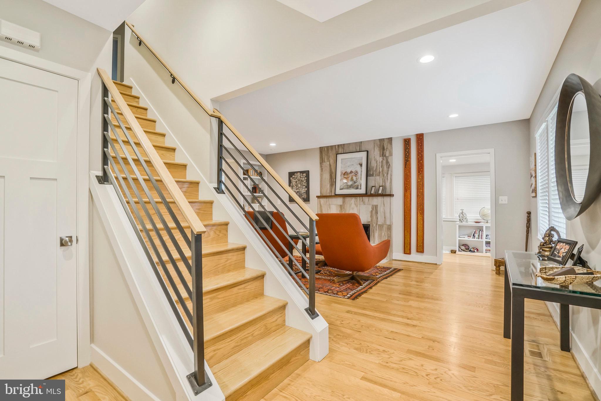 709 N KENMORE STREET