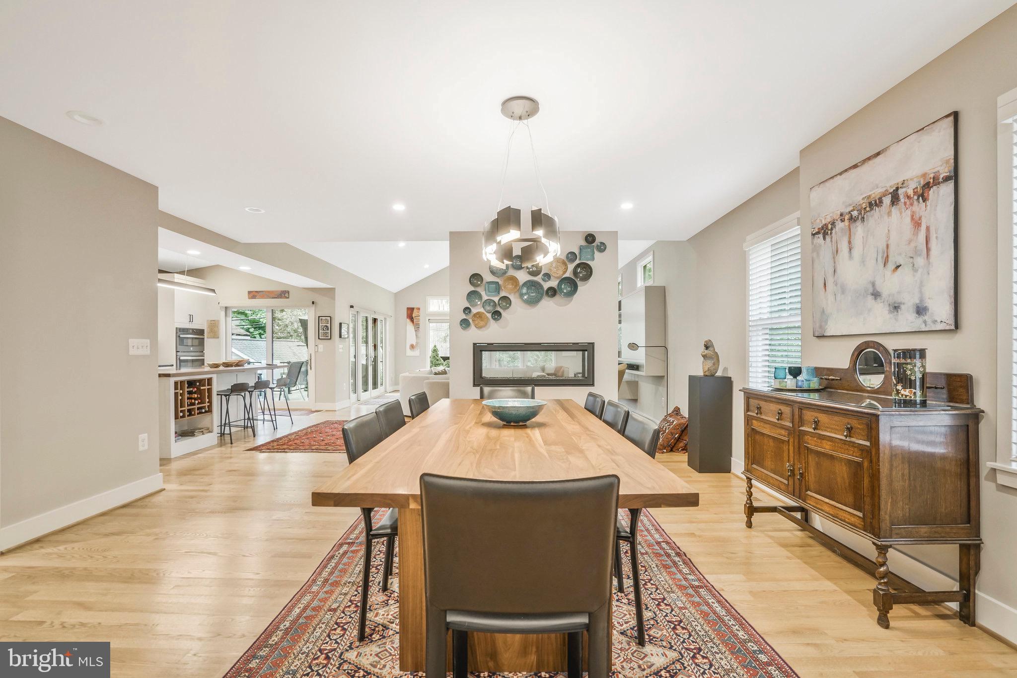 709 N KENMORE STREET