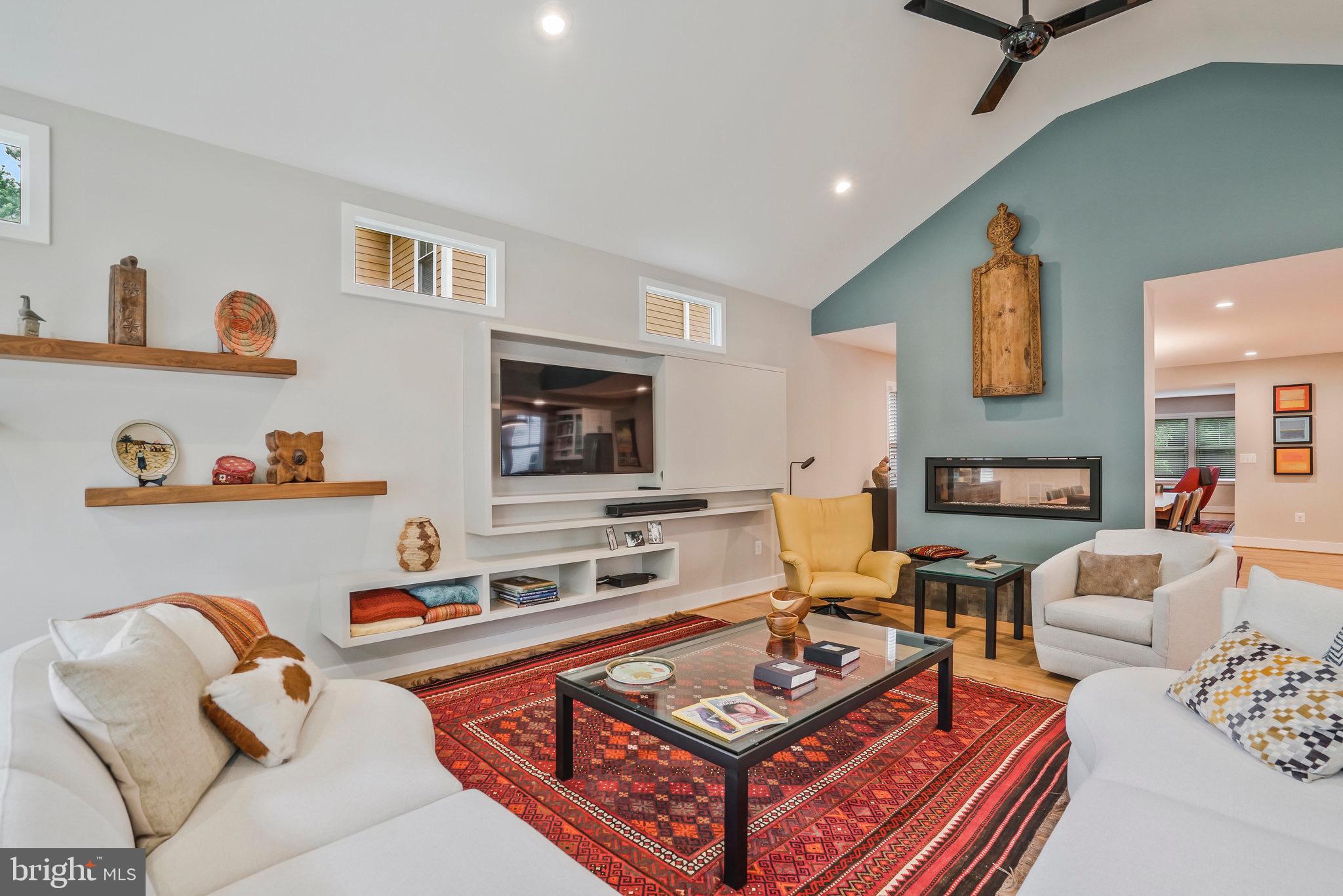 709 N KENMORE STREET