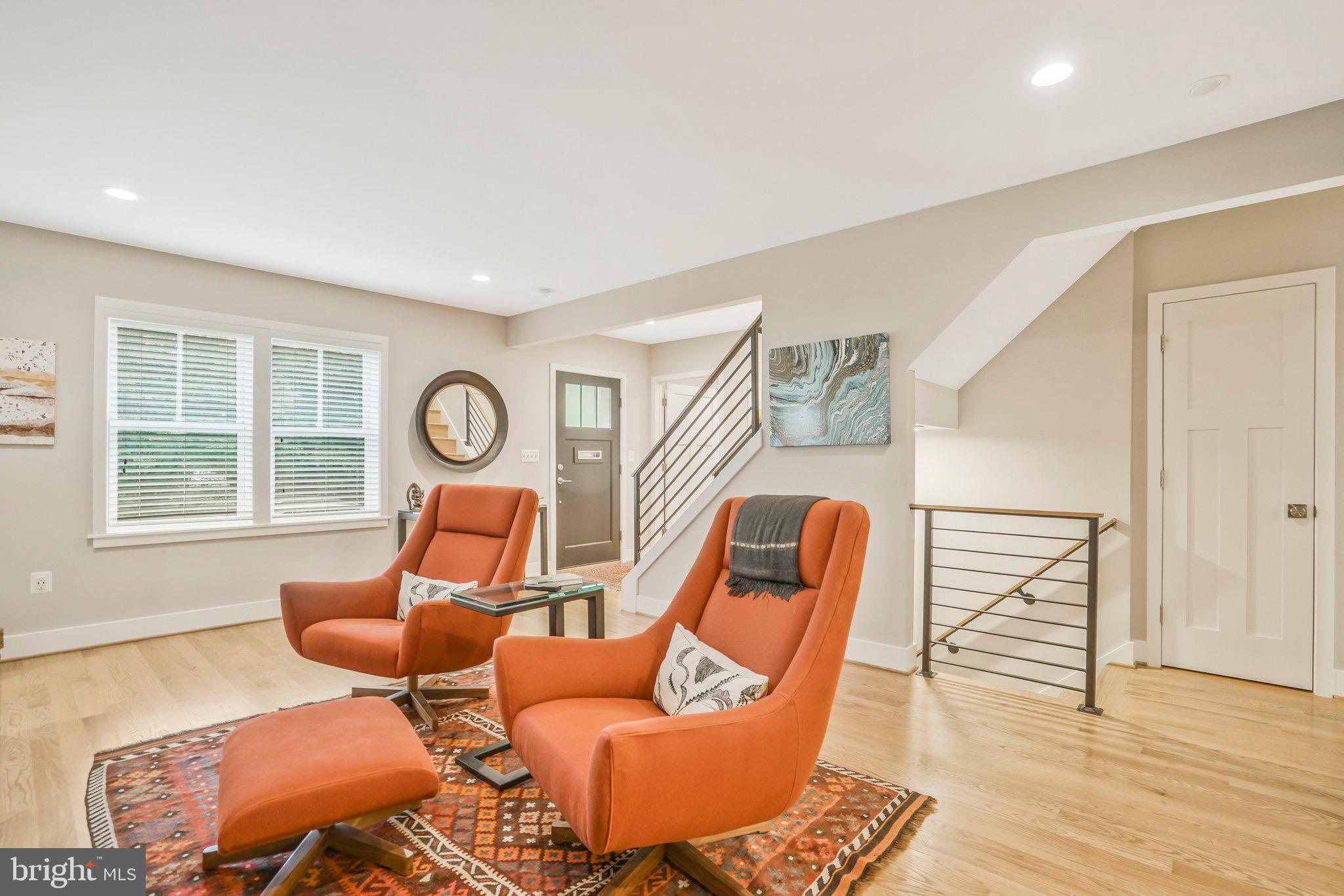 709 N KENMORE STREET