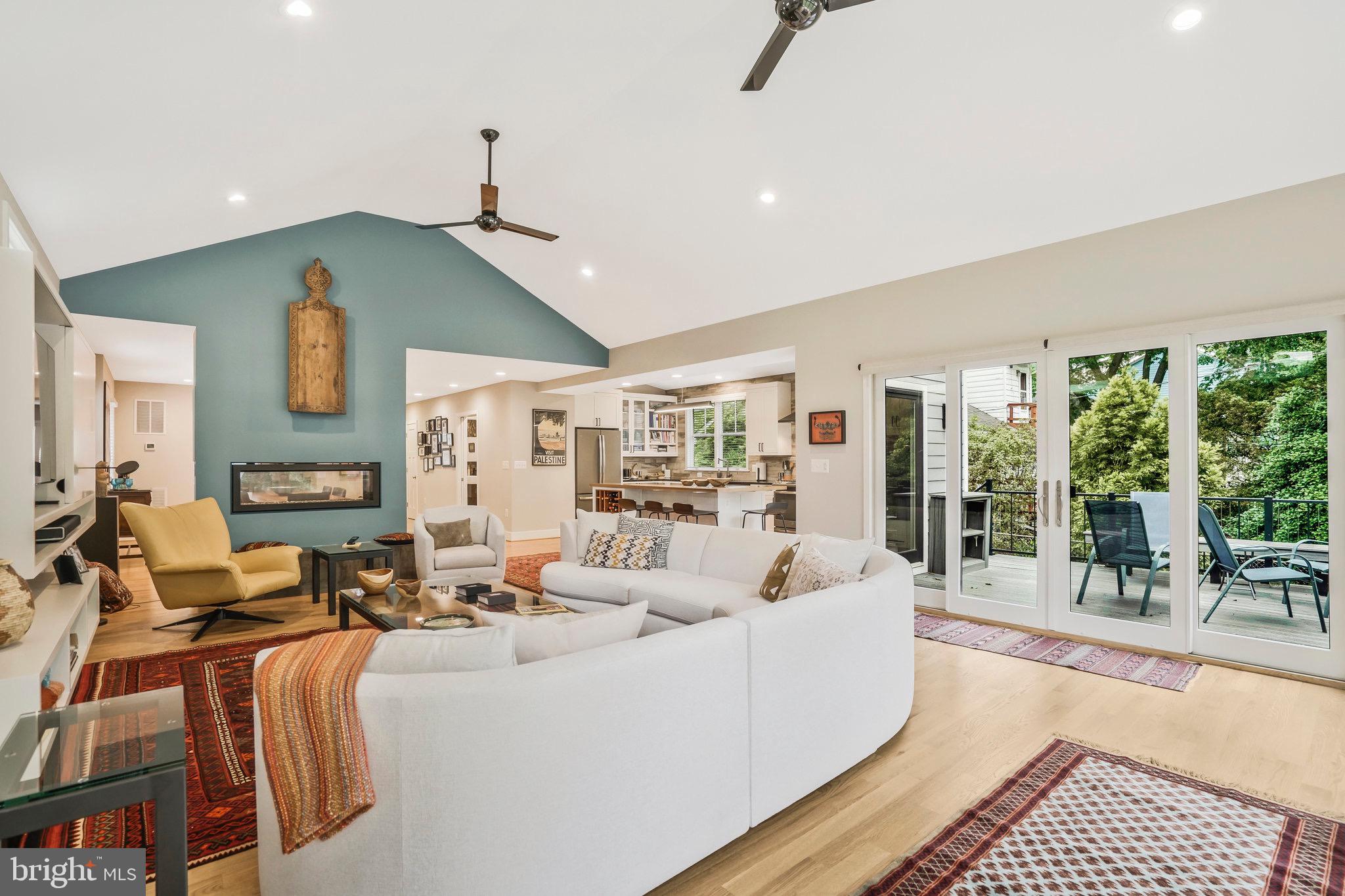 709 N KENMORE STREET