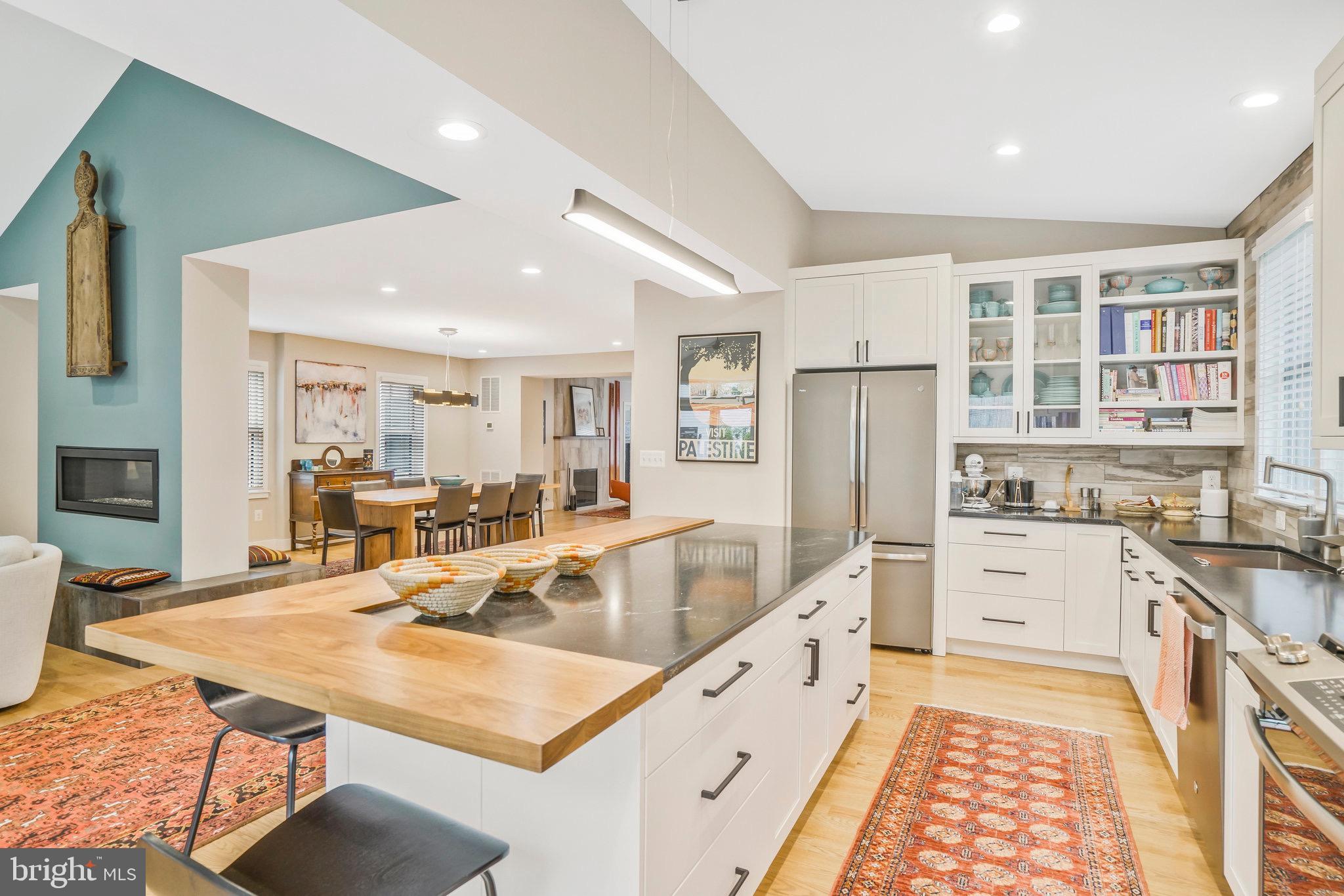 709 N KENMORE STREET