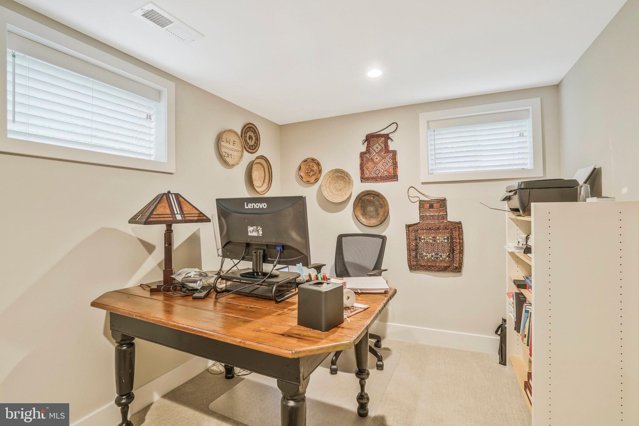 709 N KENMORE STREET