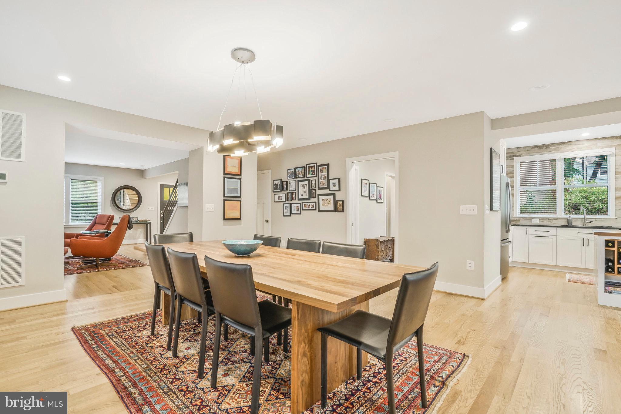 709 N KENMORE STREET