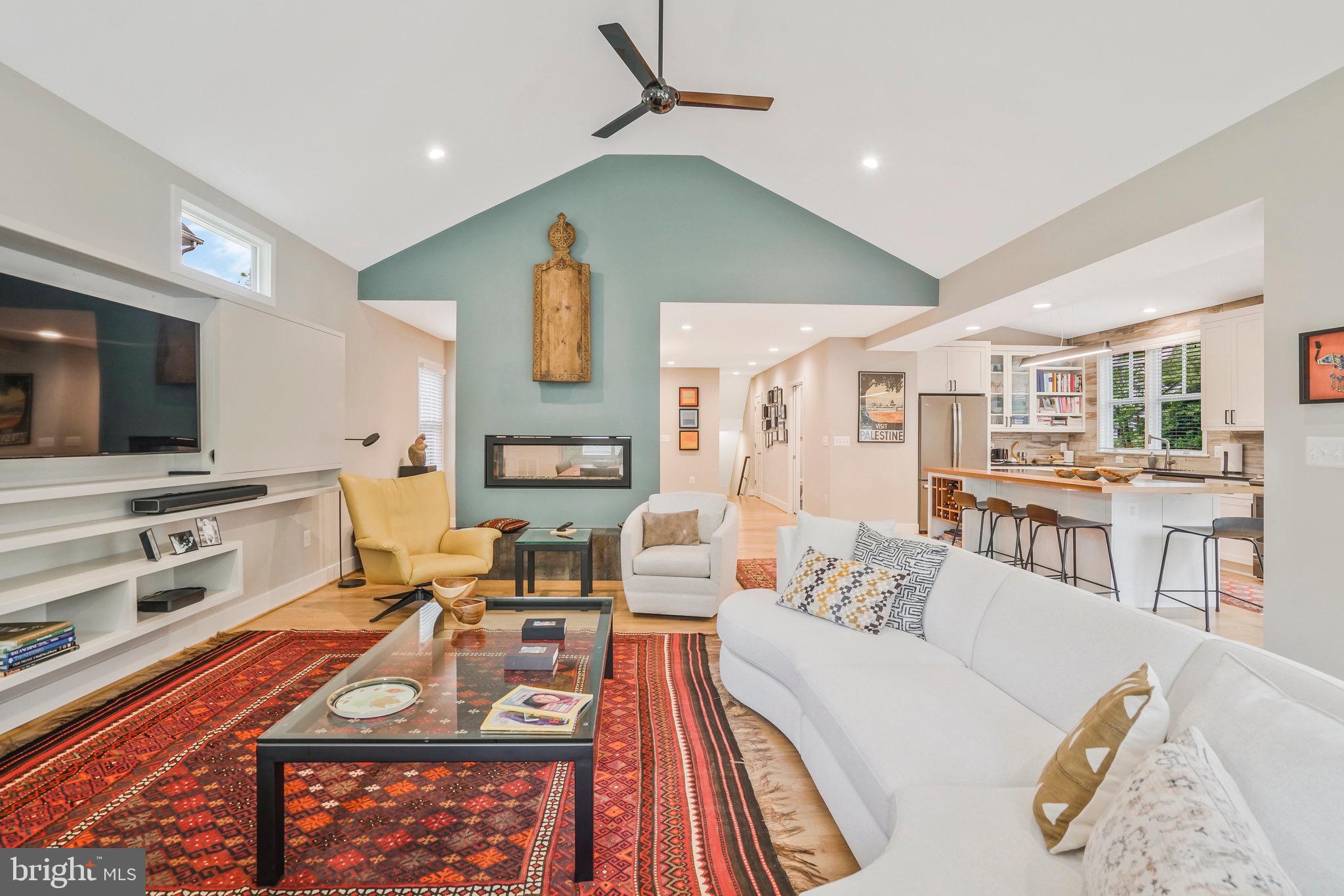 709 N KENMORE STREET