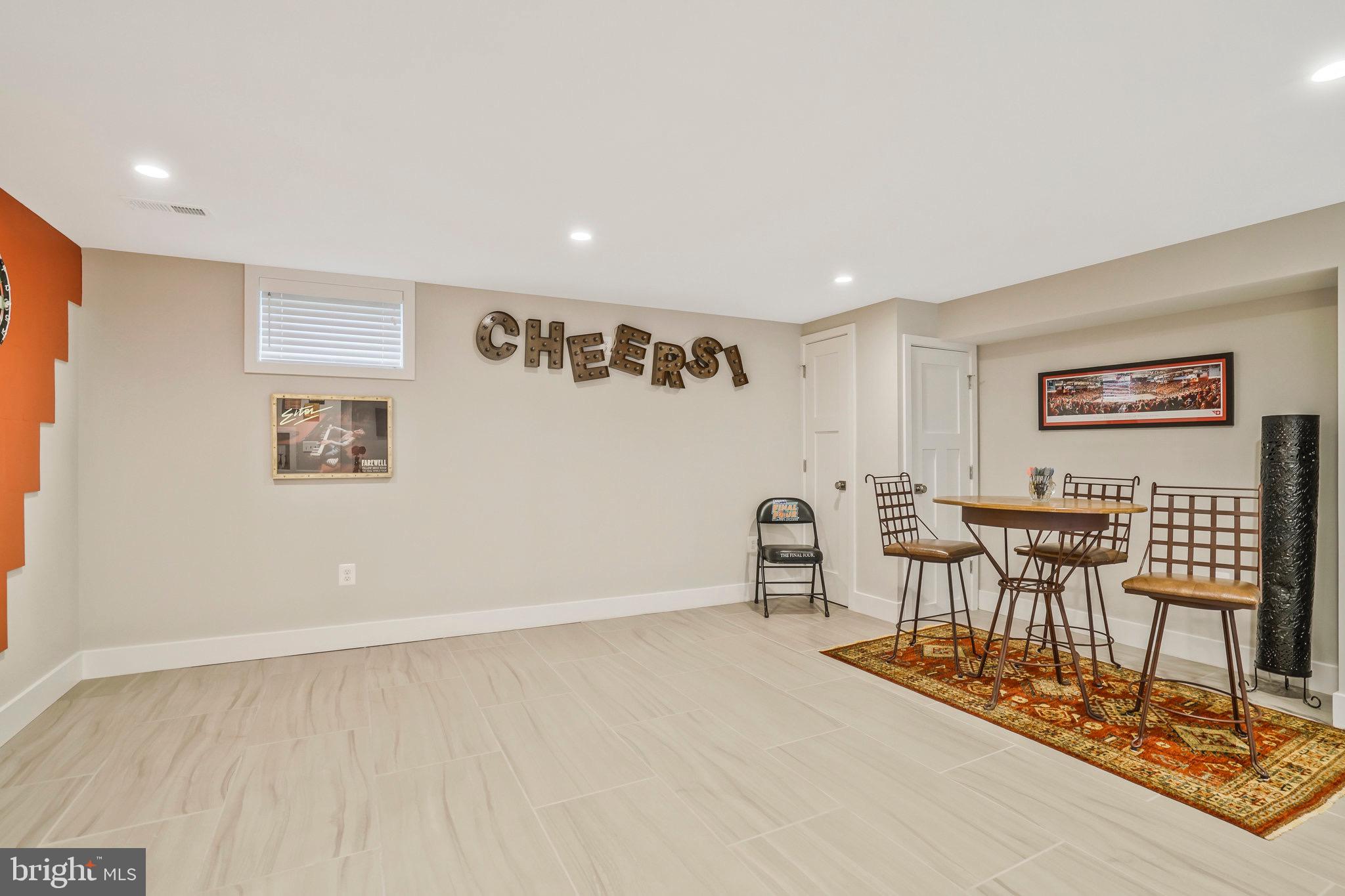 709 N KENMORE STREET