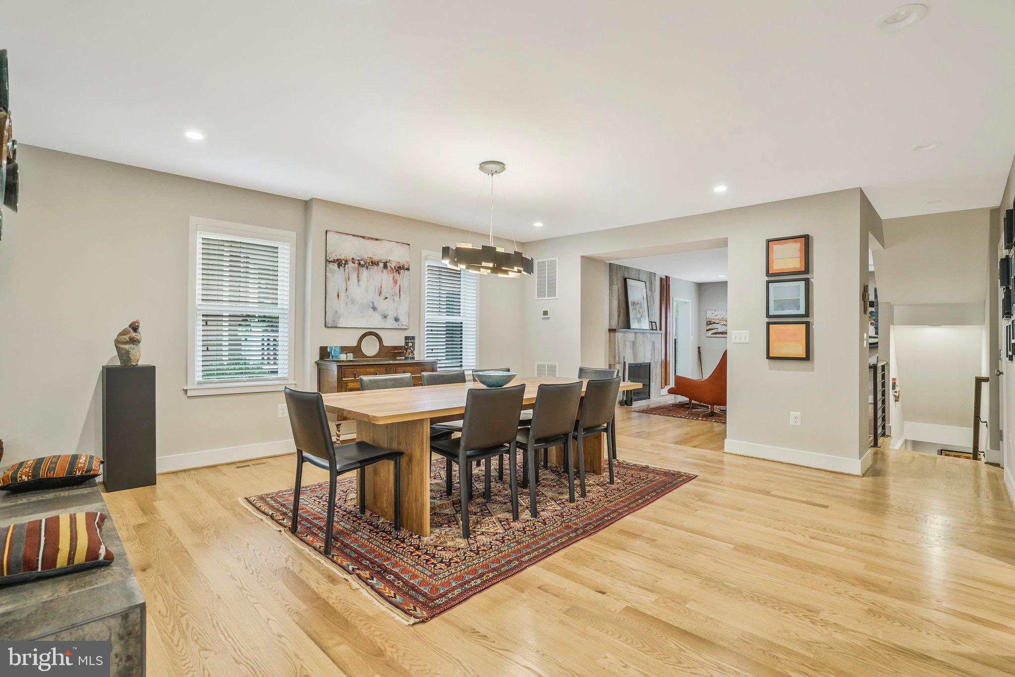 709 N KENMORE STREET