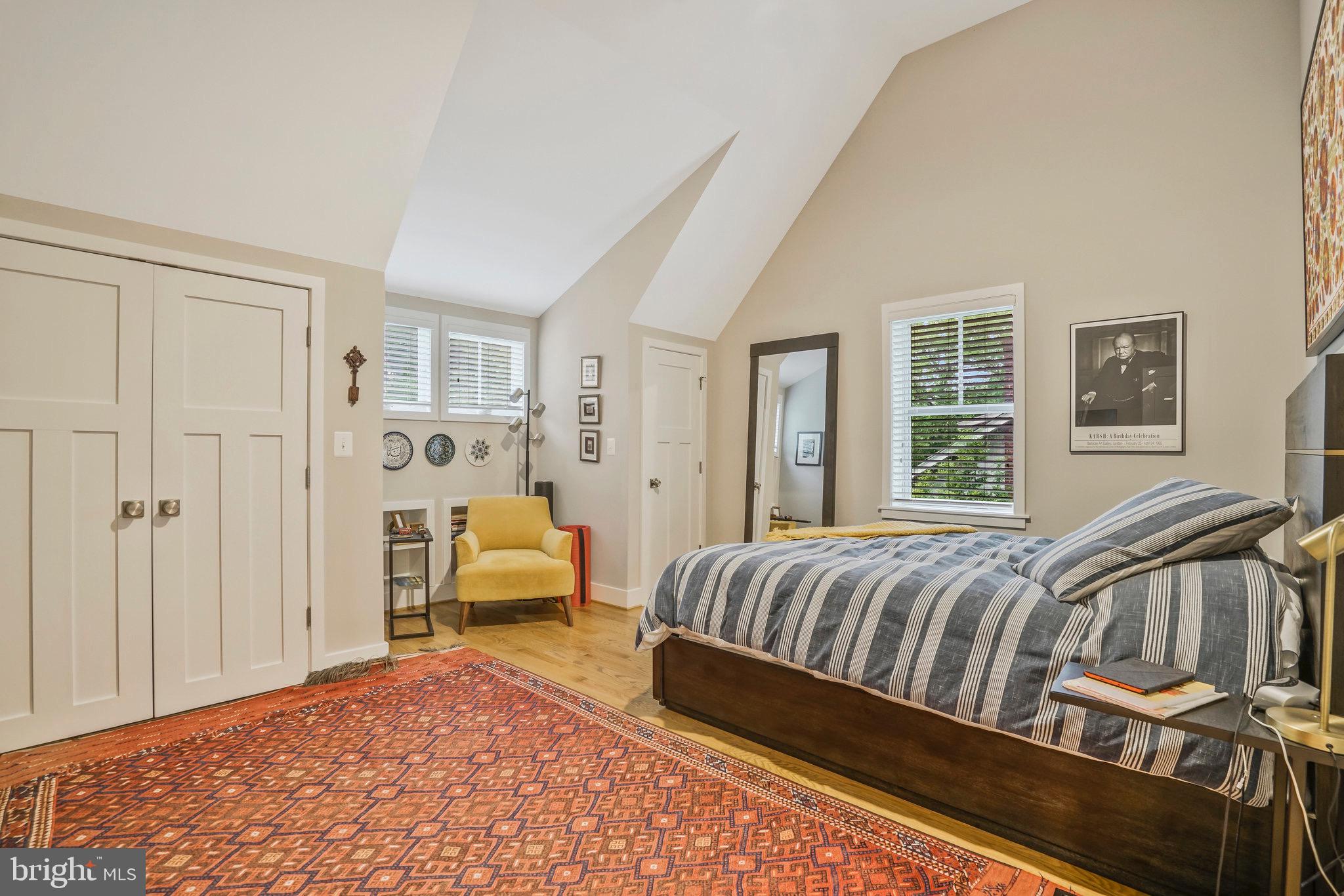 709 N KENMORE STREET