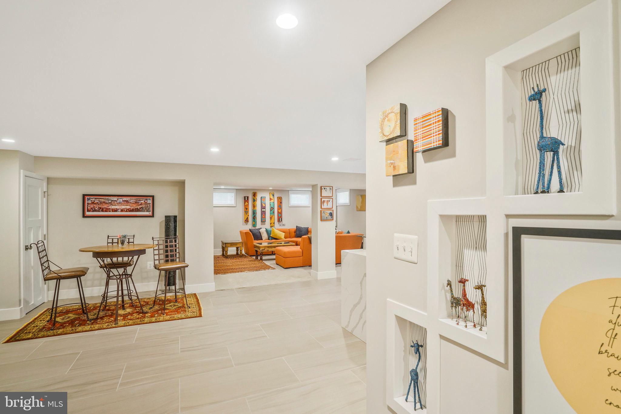 709 N KENMORE STREET