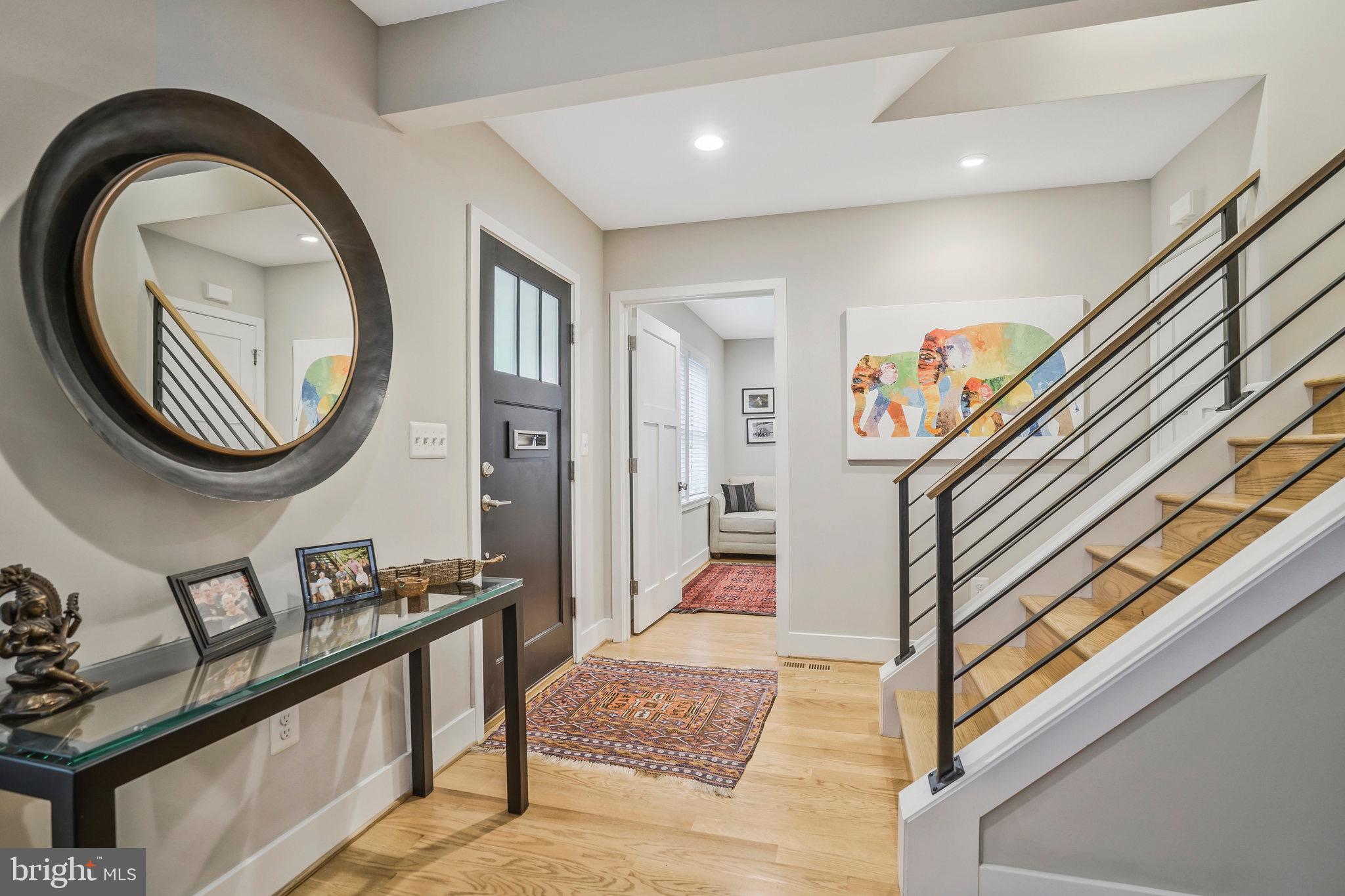 709 N KENMORE STREET