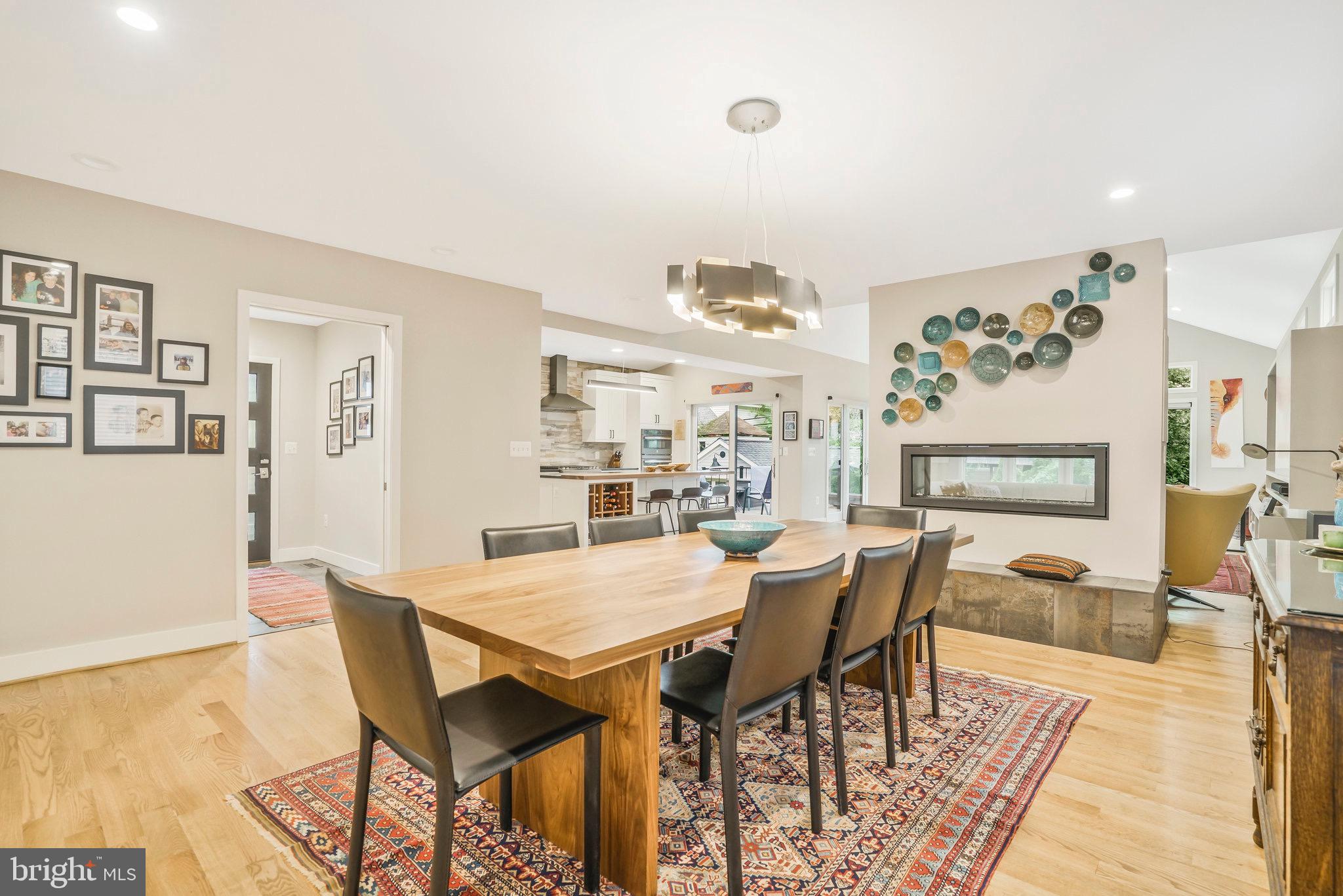 709 N KENMORE STREET