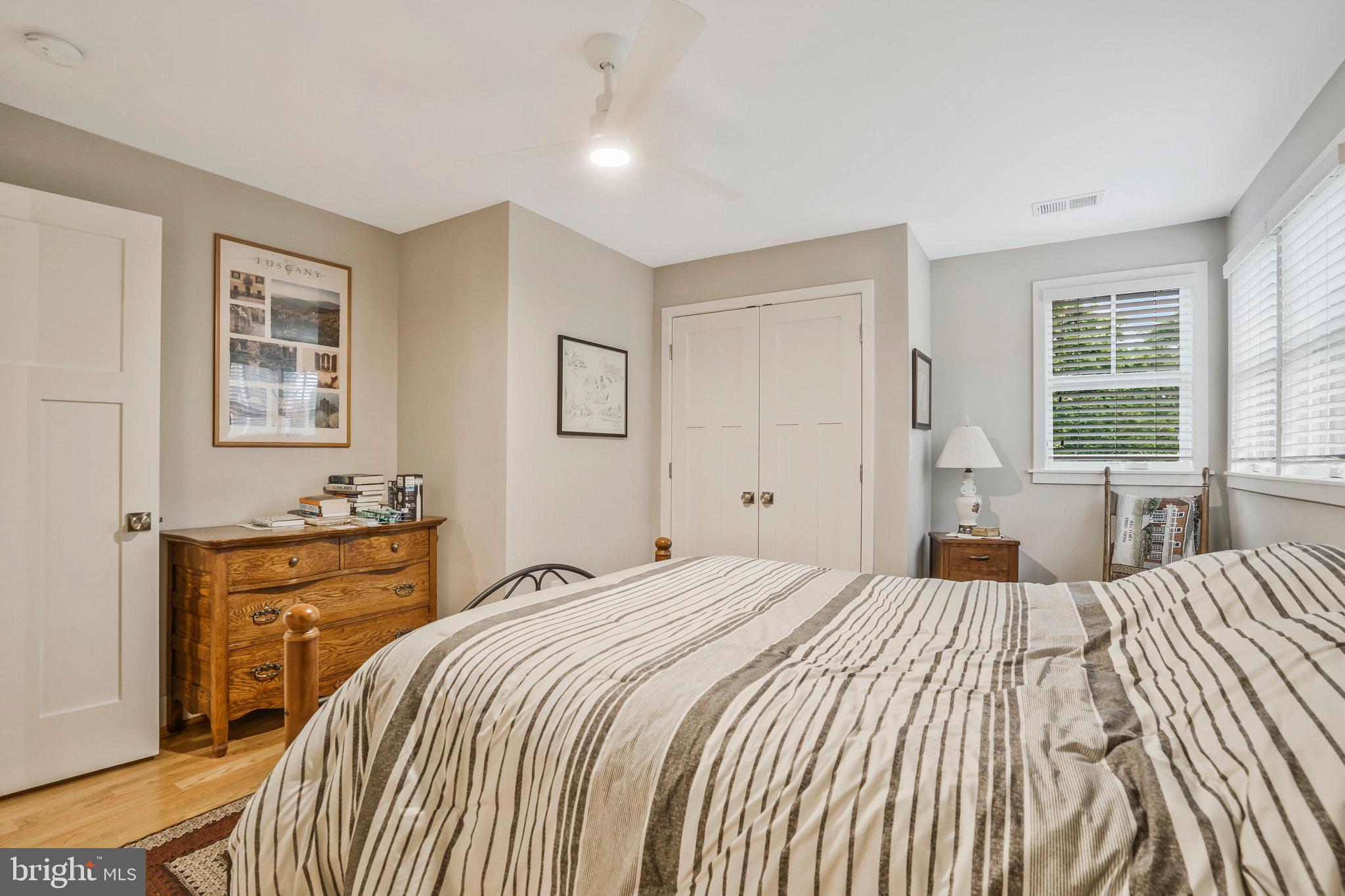 709 N KENMORE STREET