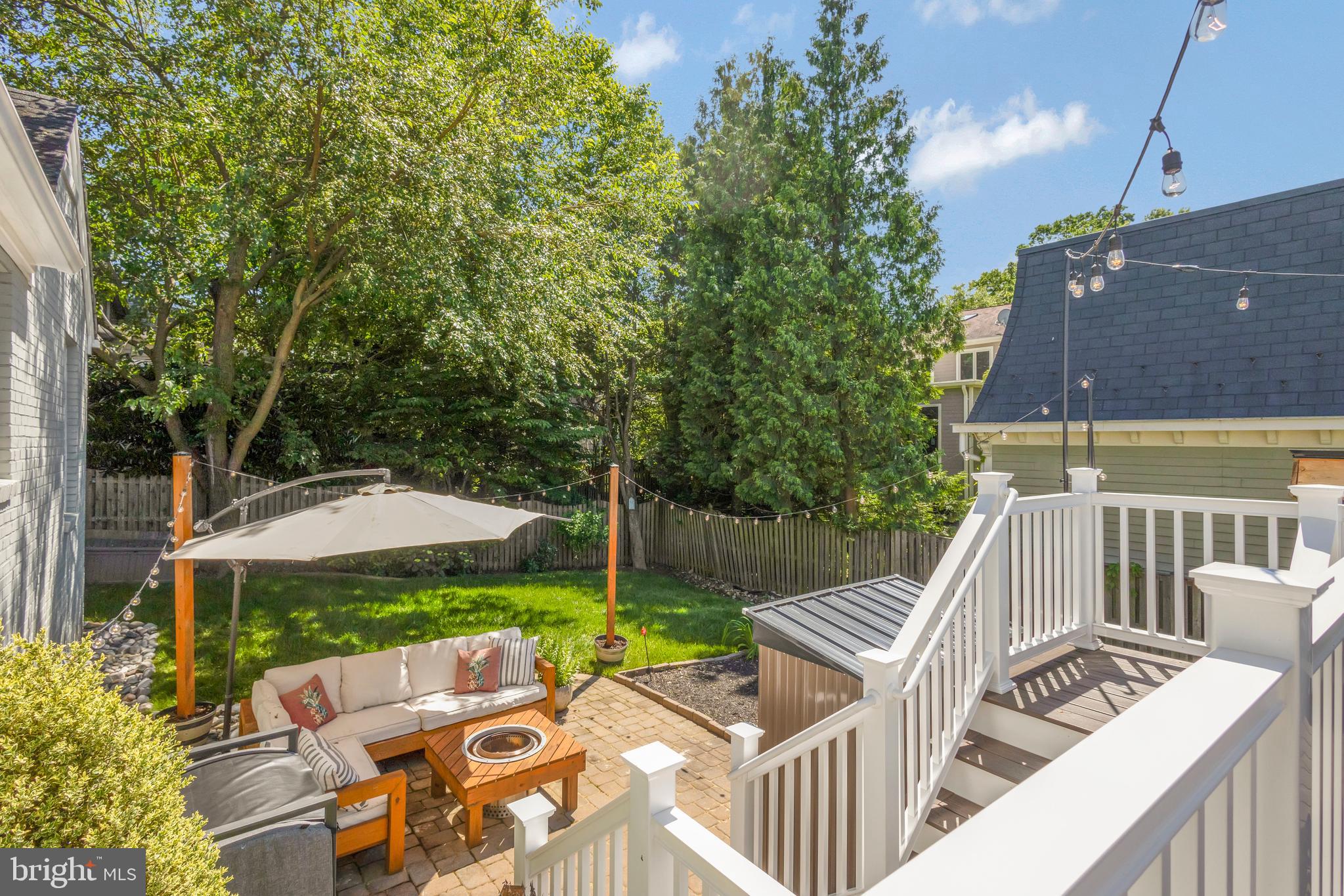 2020 N LINCOLN STREET