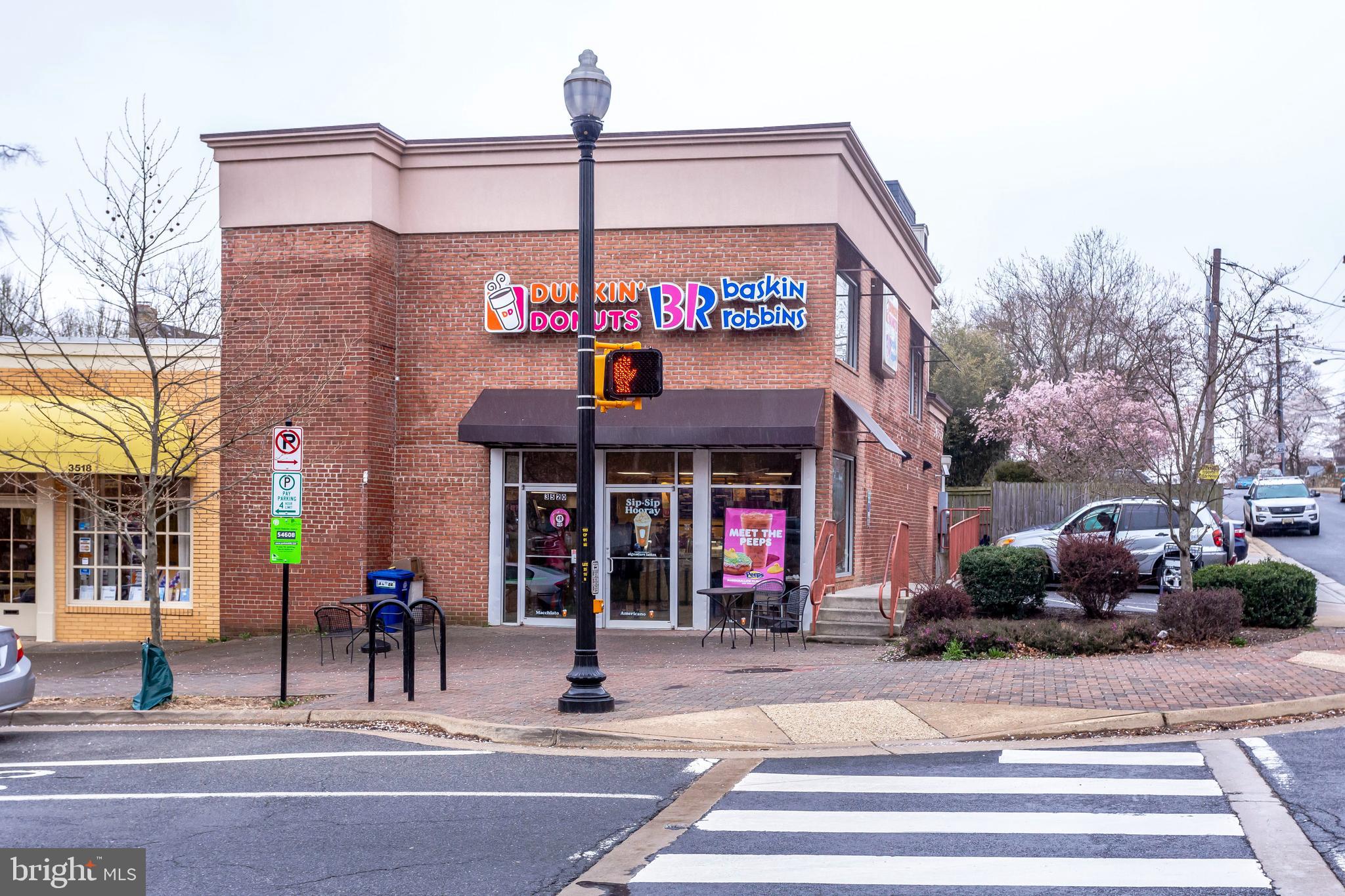 2020 N LINCOLN STREET