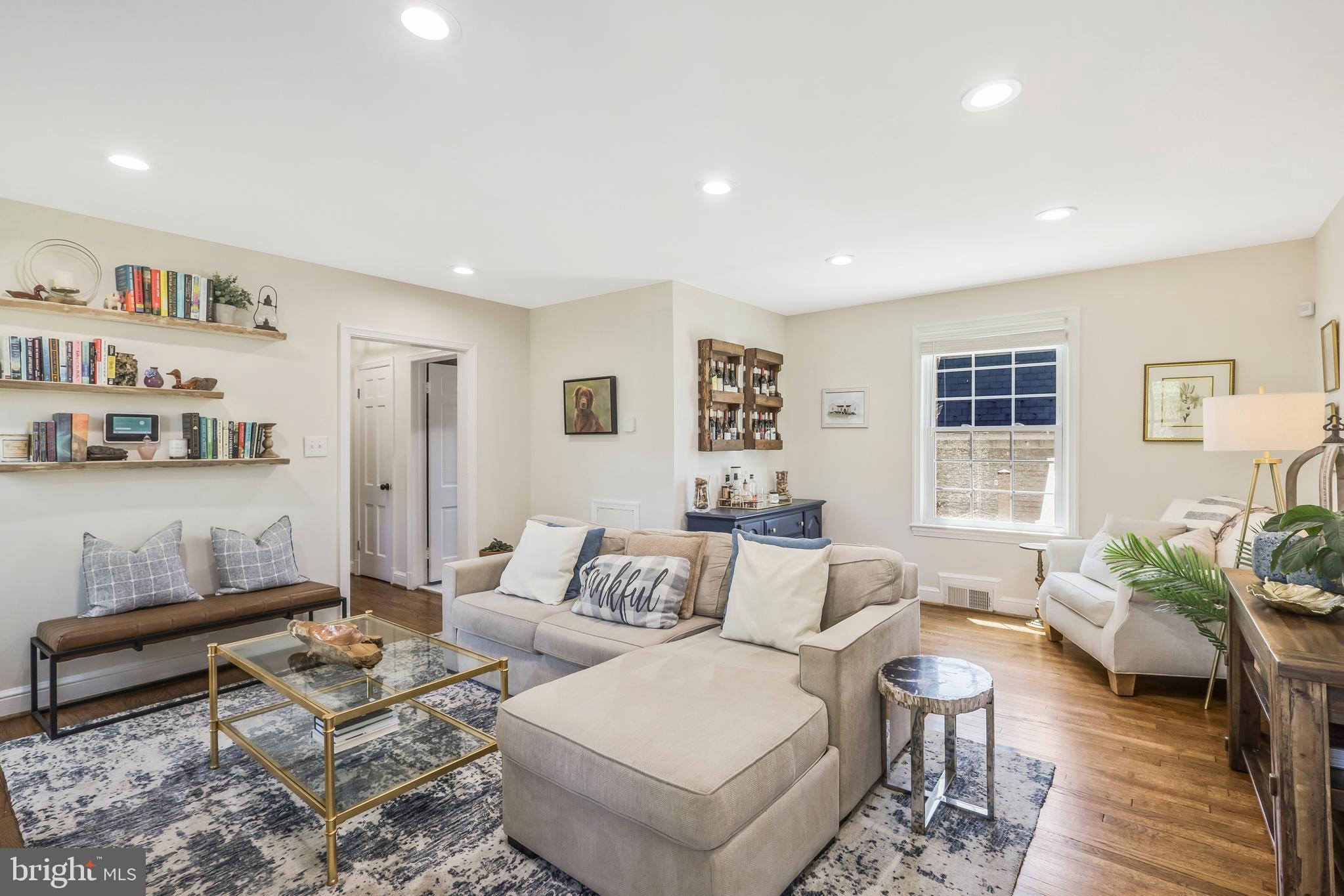 2020 N LINCOLN STREET