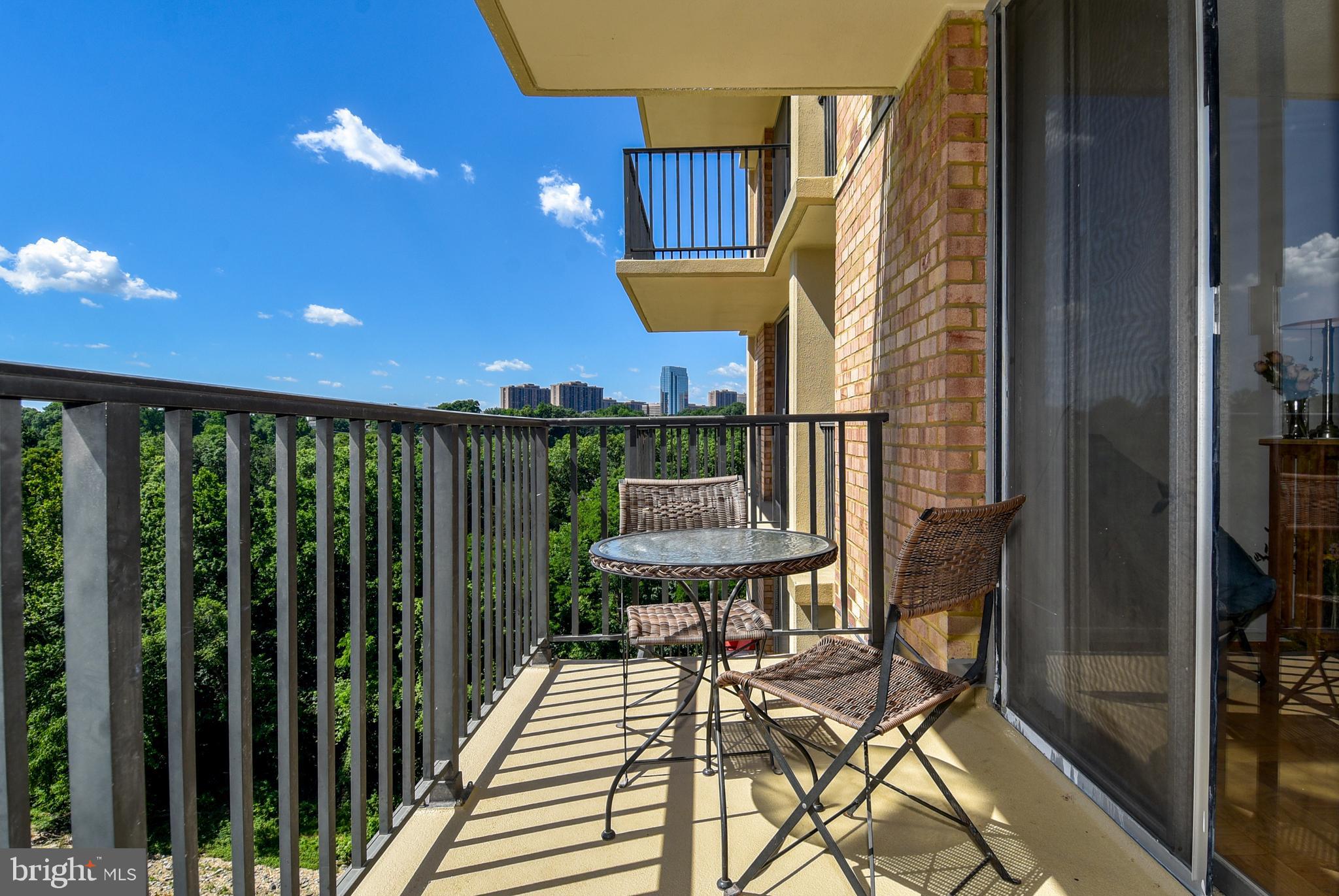 4600 S FOUR MILE RUN DRIVE S 838