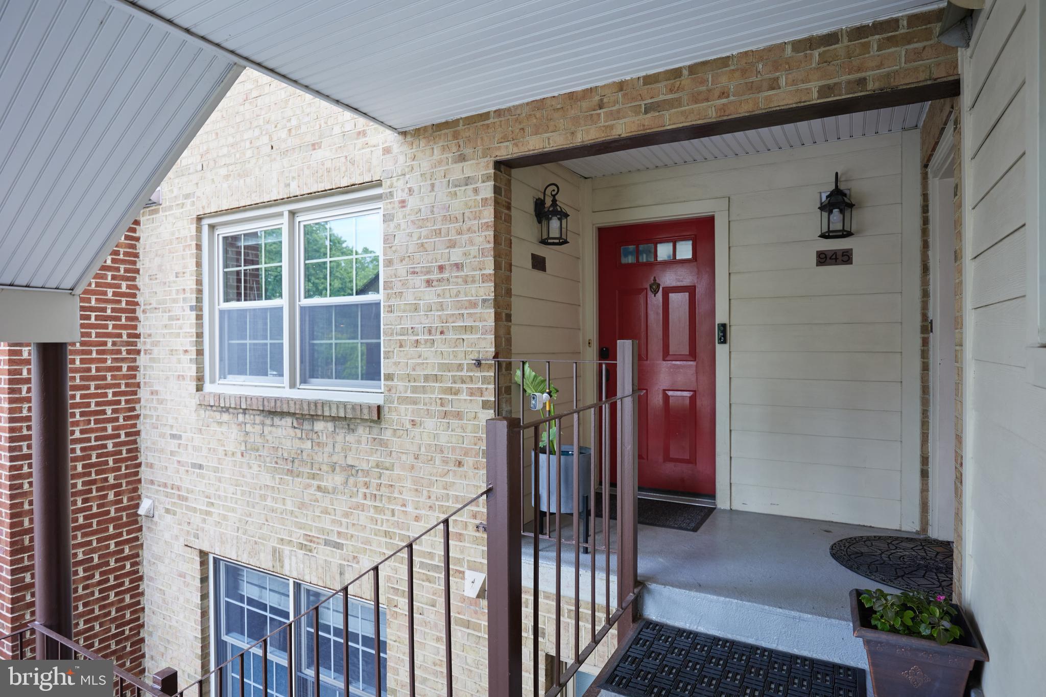 941 S SCOTT STREET 2