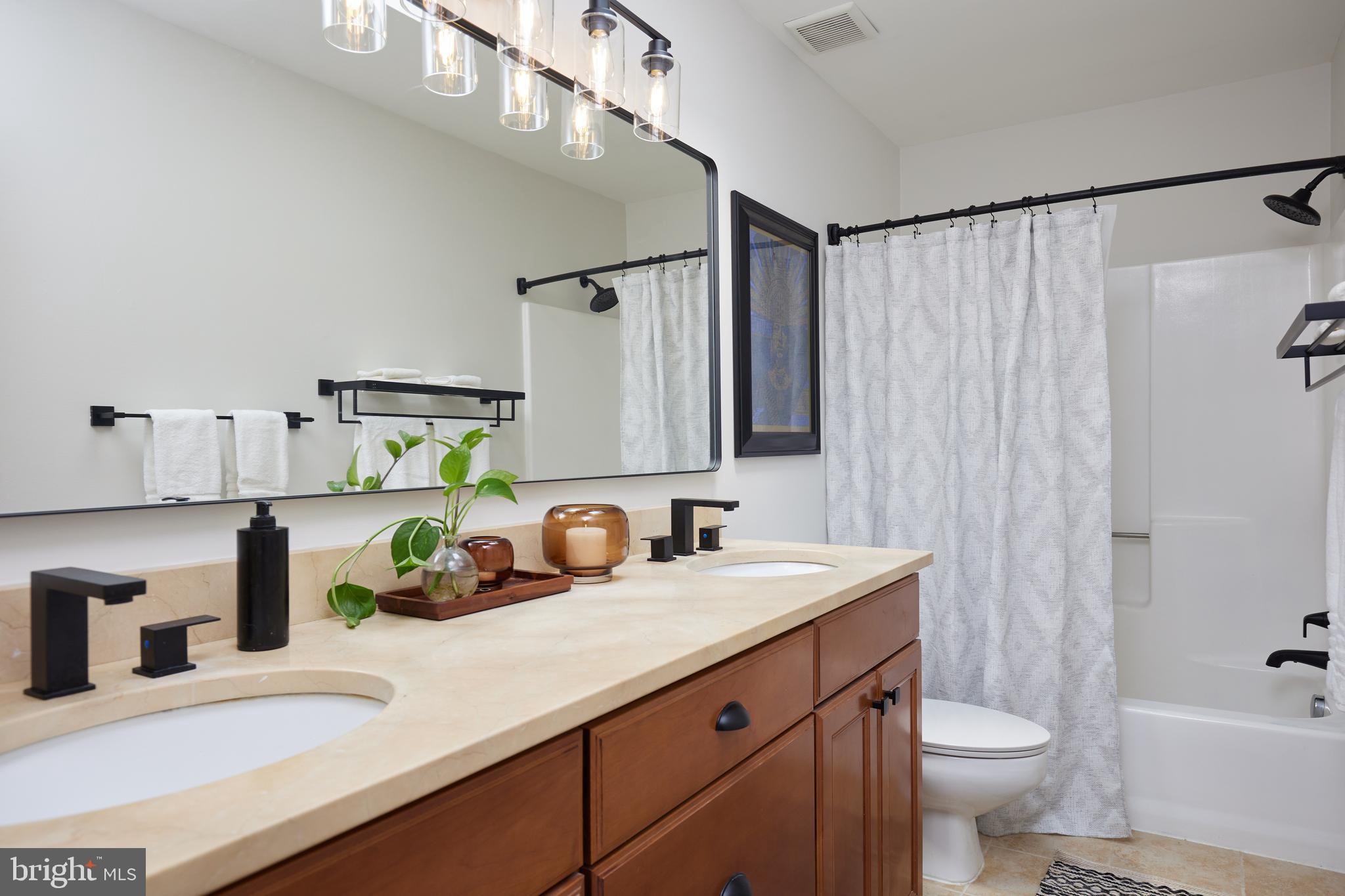 941 S SCOTT STREET 2