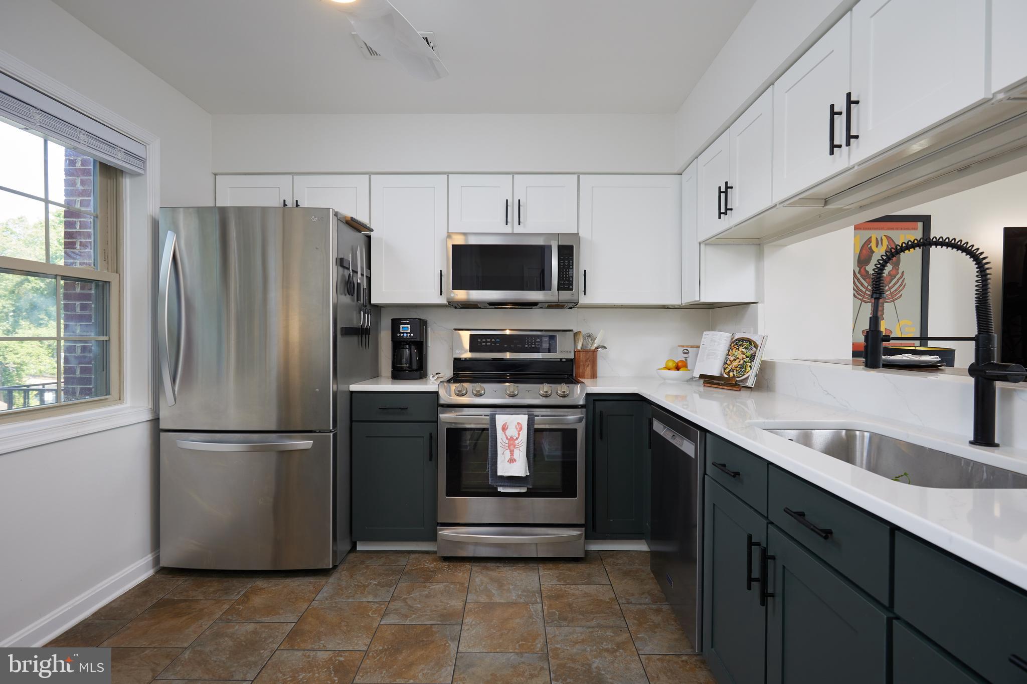 941 S SCOTT STREET 2