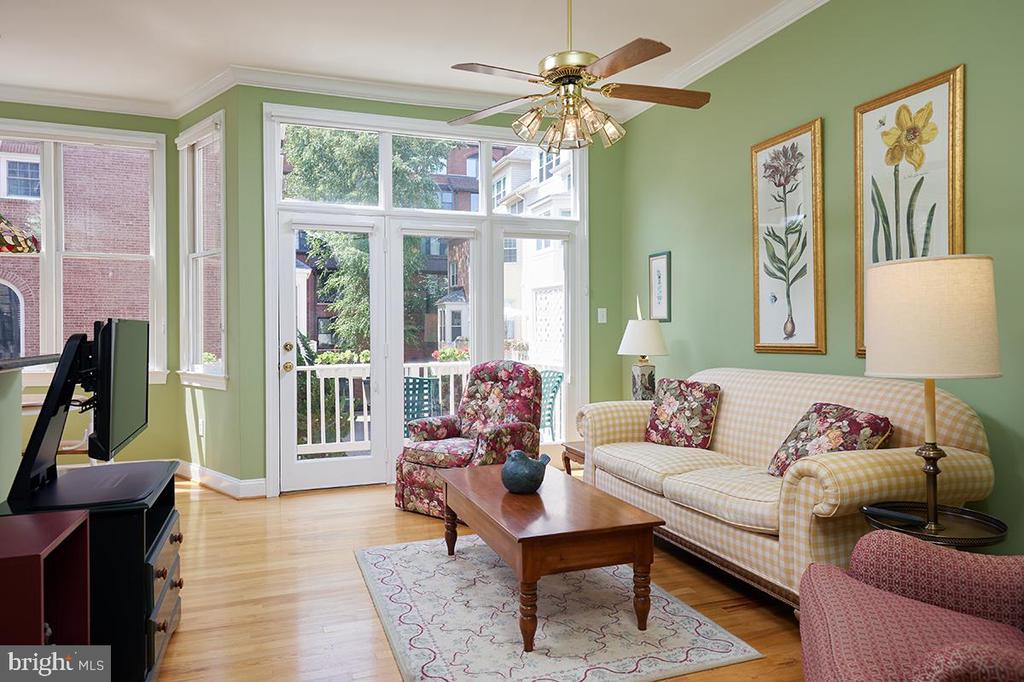 4220 11TH STREET N