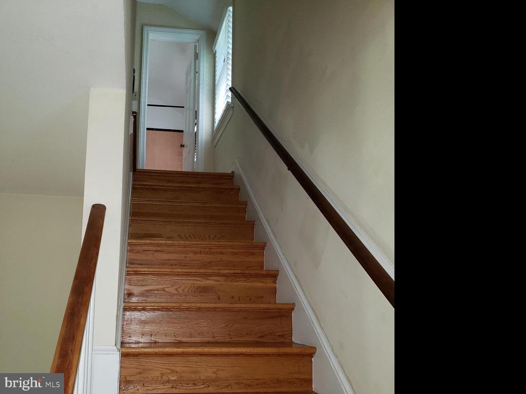 7 S IRVING STREET