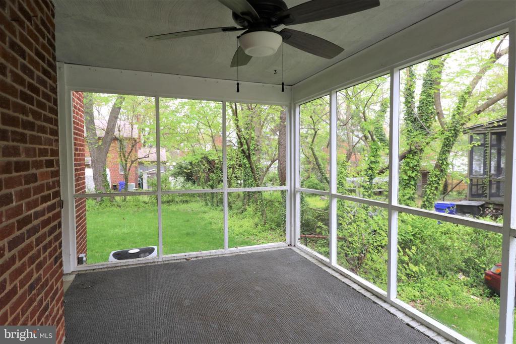 7 S IRVING STREET