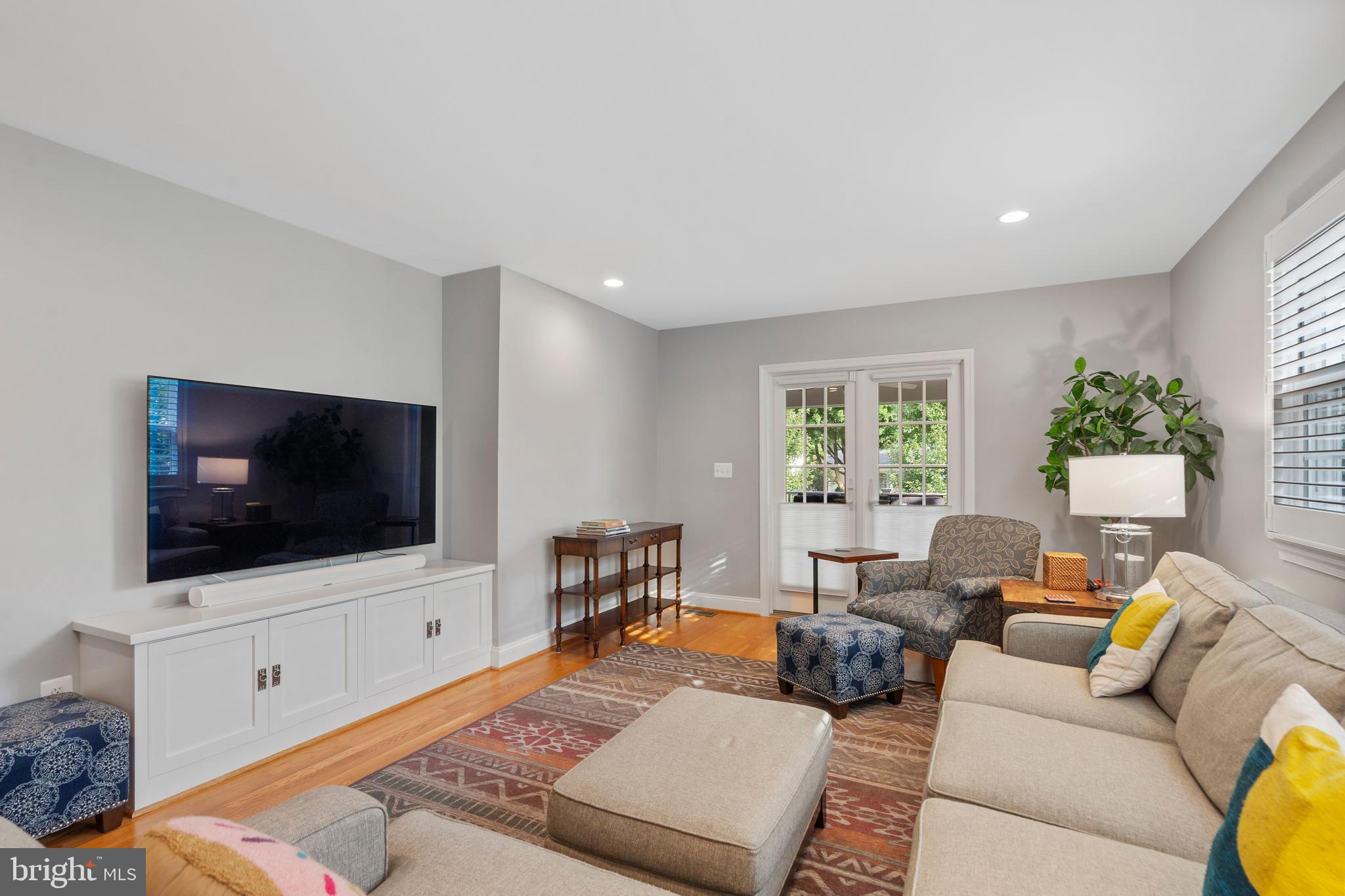 5029 27TH STREET N
