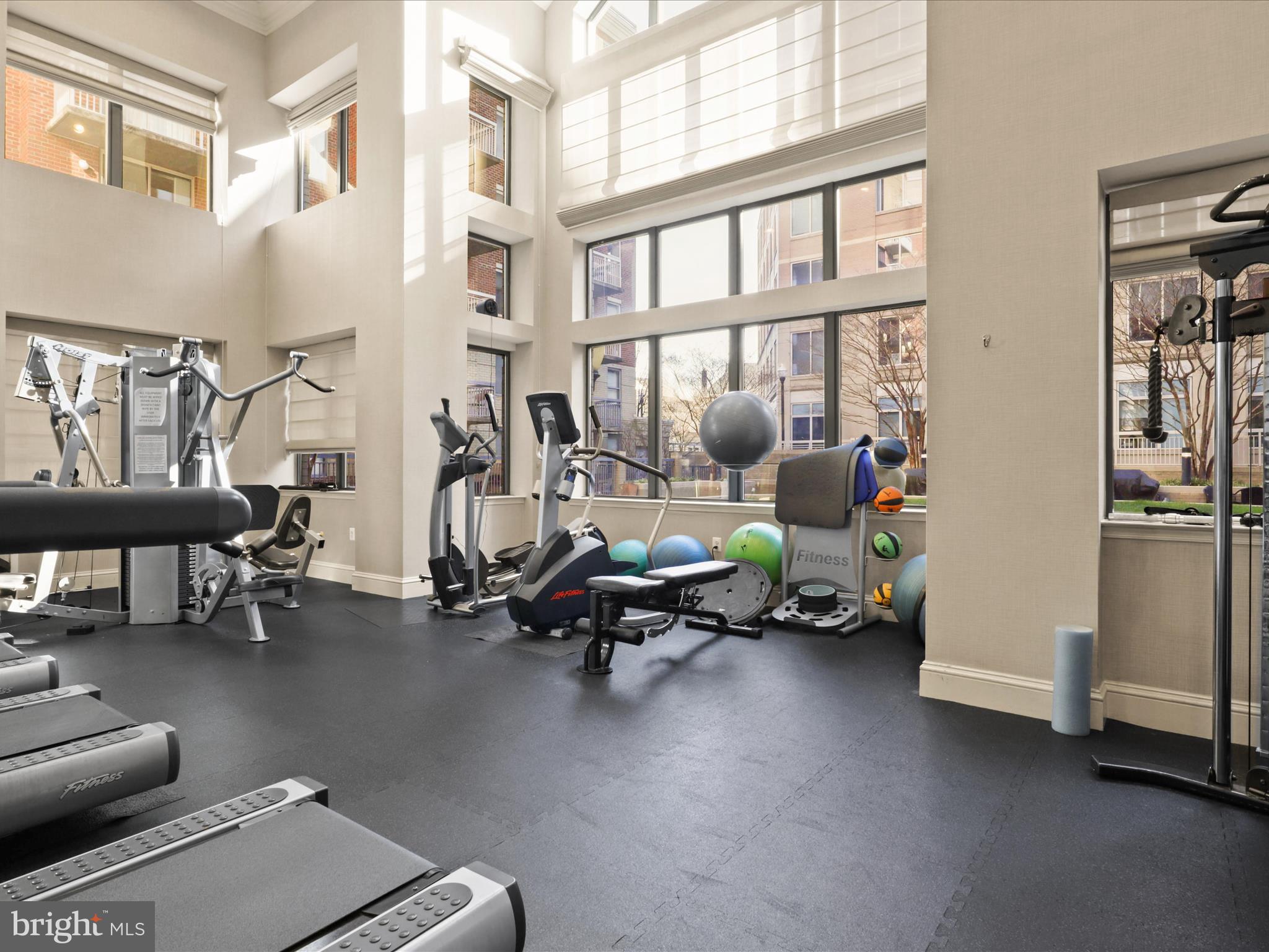 3830 9TH STREET N 908E