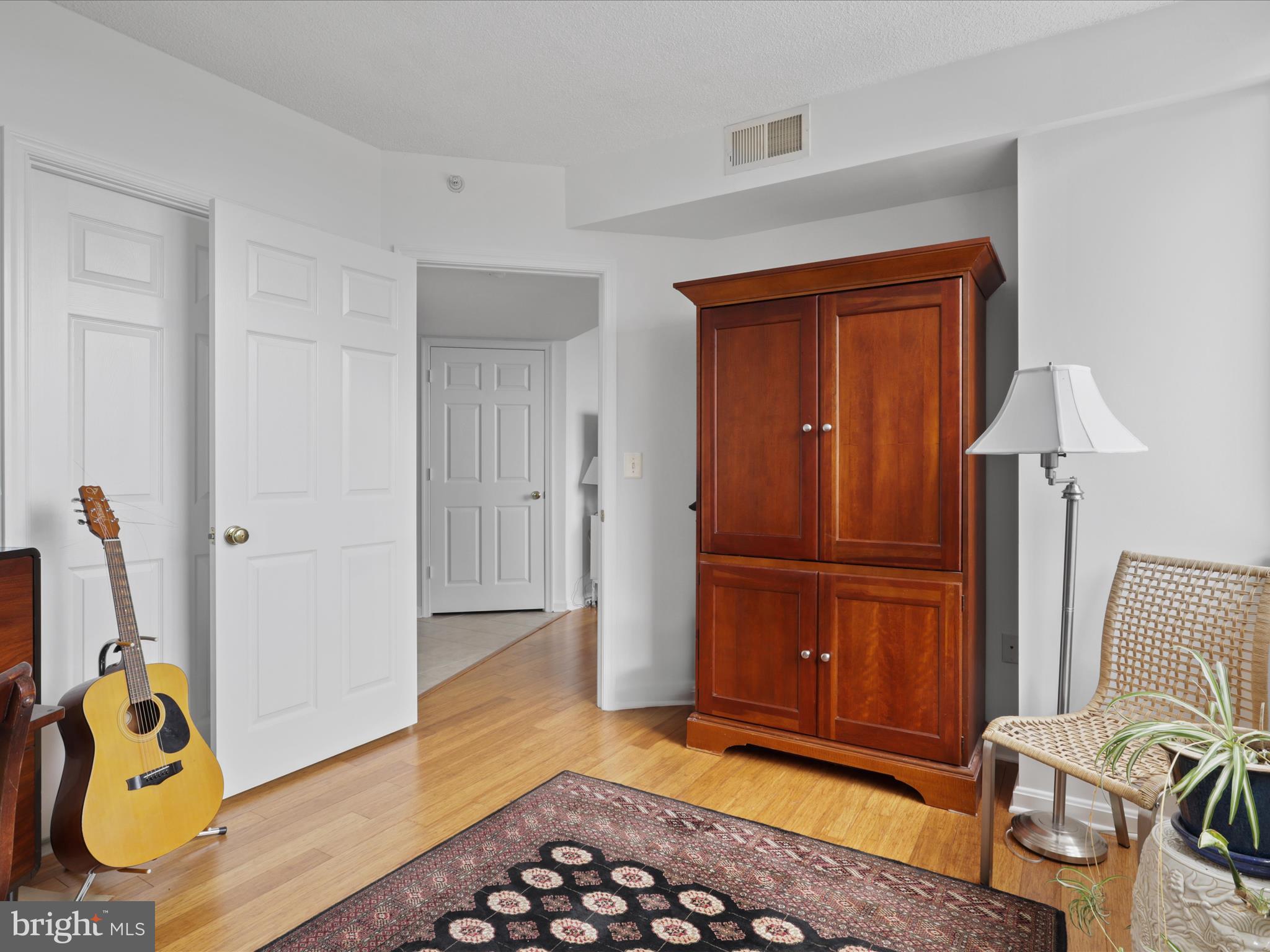 3830 9TH STREET N 908E