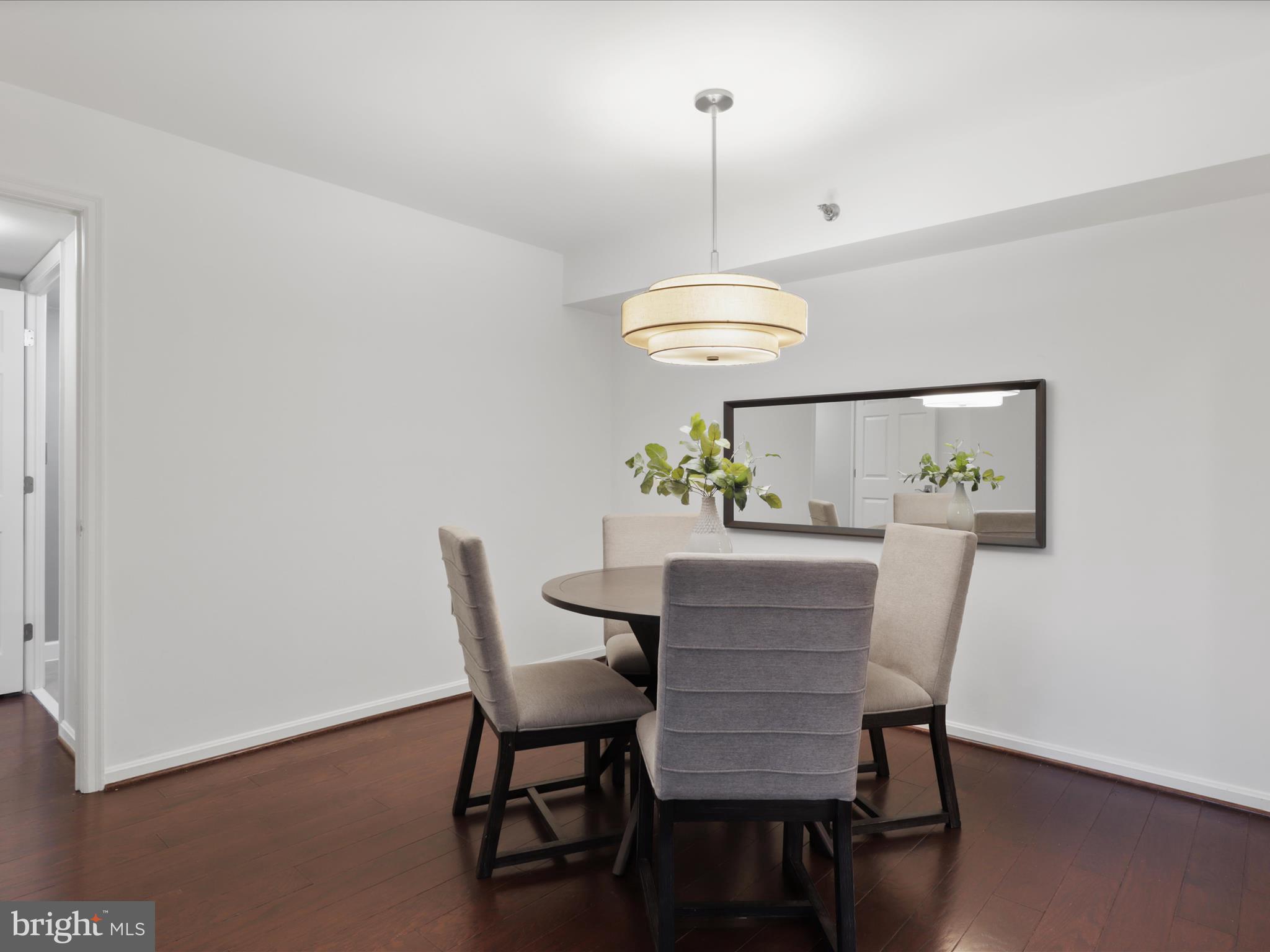 1301 N COURTHOUSE ROAD 1008