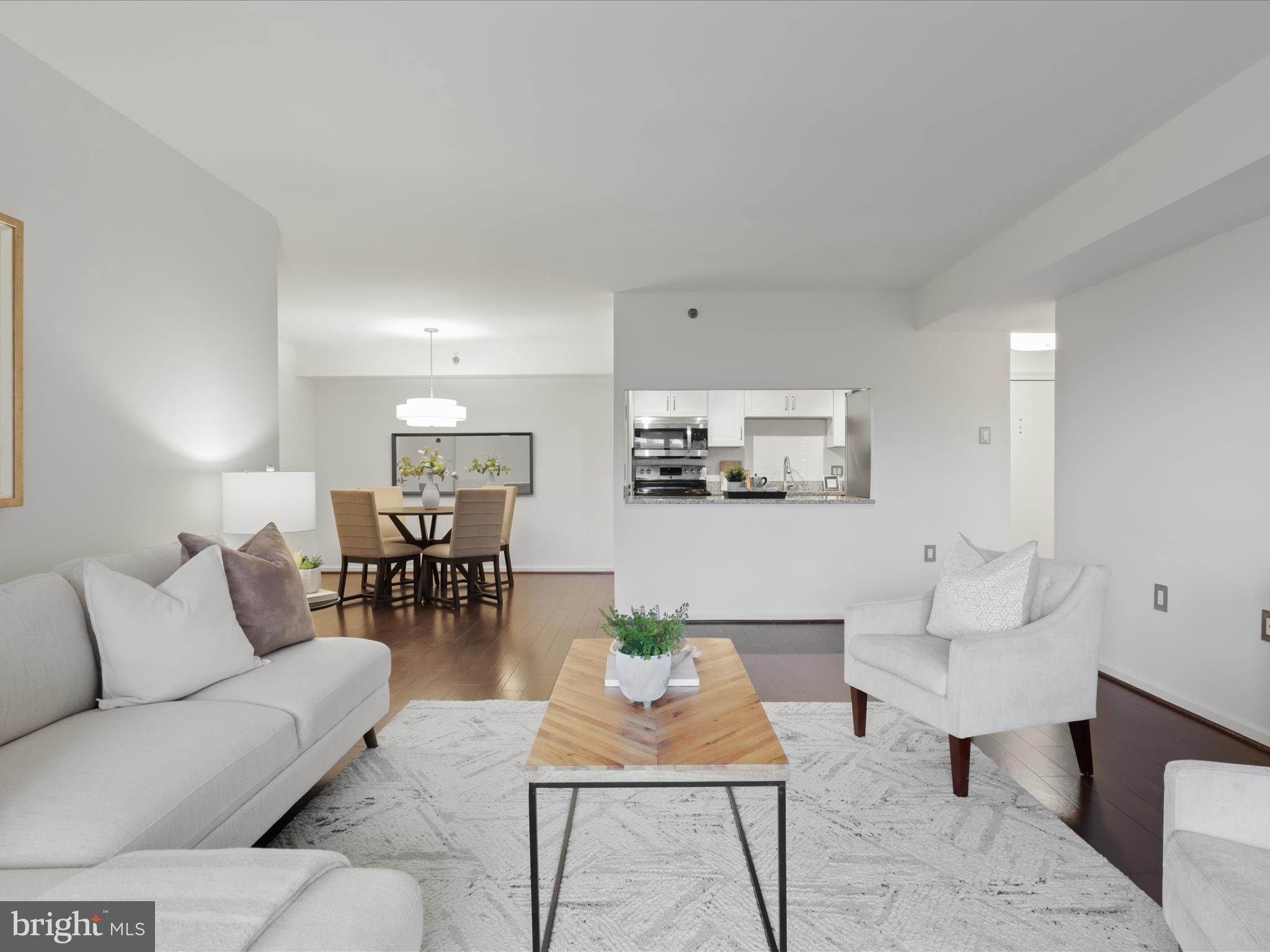 1301 N COURTHOUSE ROAD 1008