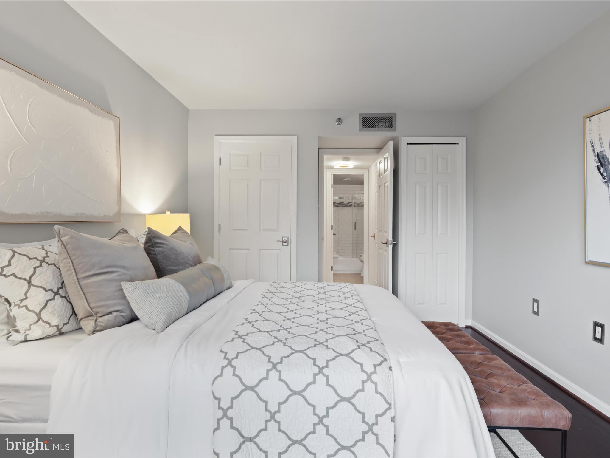 1301 N COURTHOUSE ROAD 1008