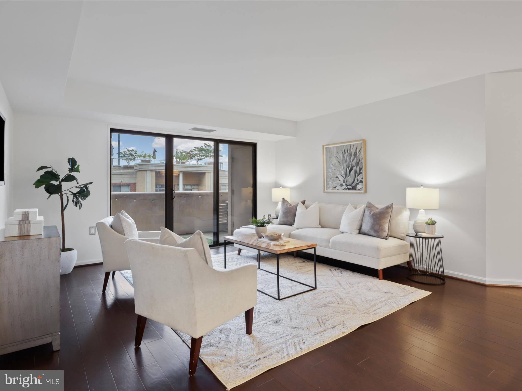 1301 N COURTHOUSE ROAD 1008