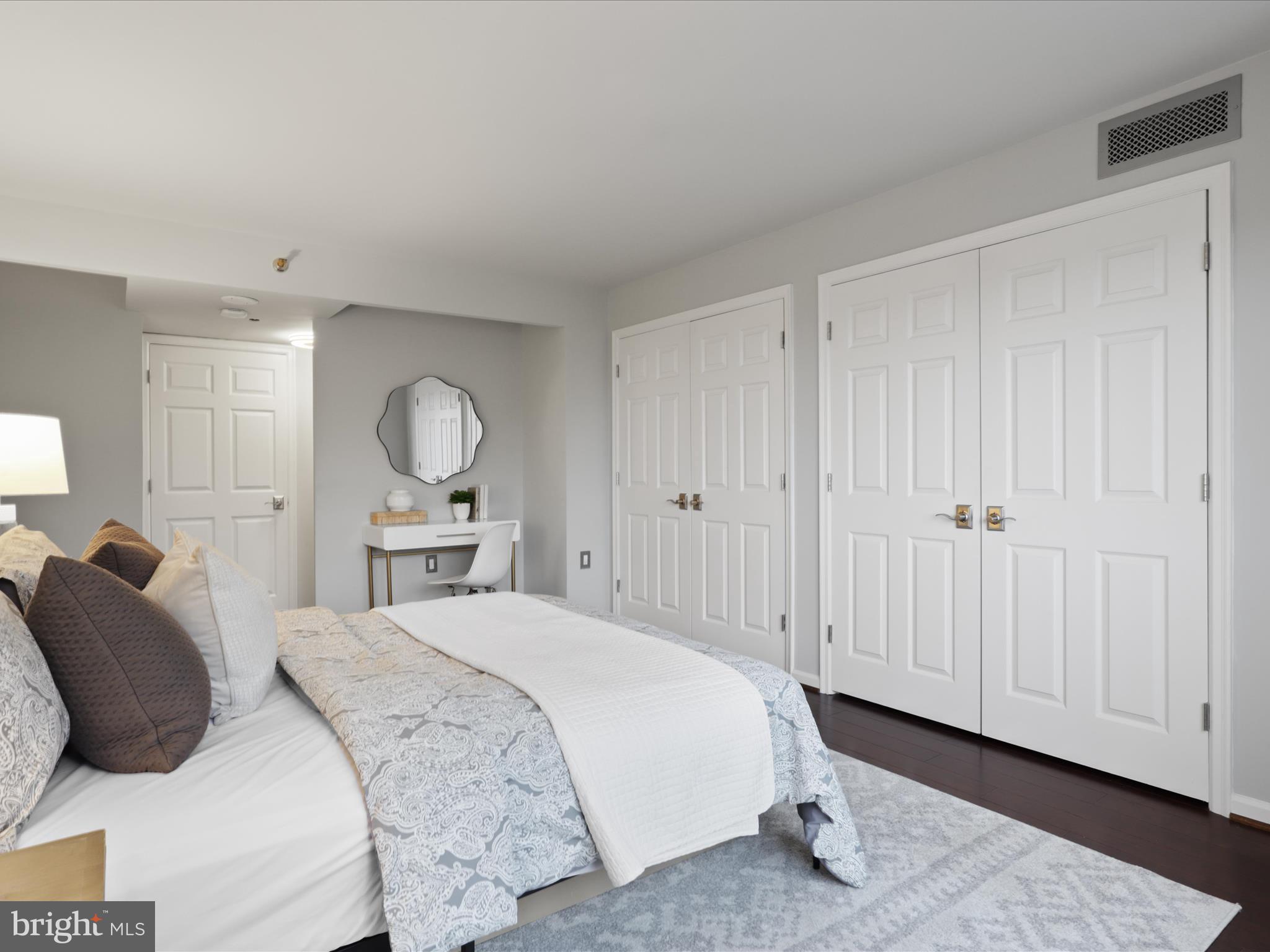 1301 N COURTHOUSE ROAD 1008