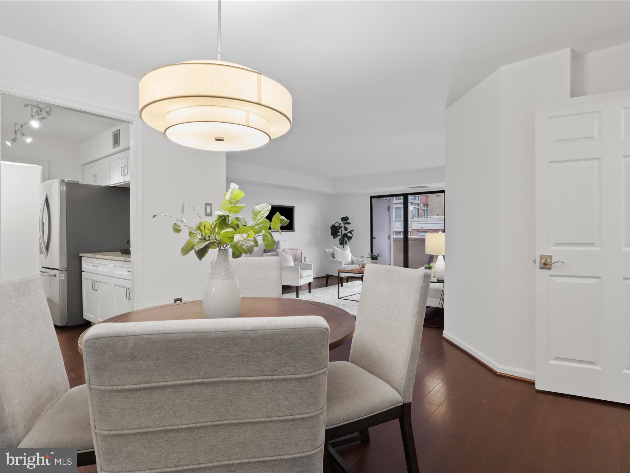 1301 N COURTHOUSE ROAD 1008