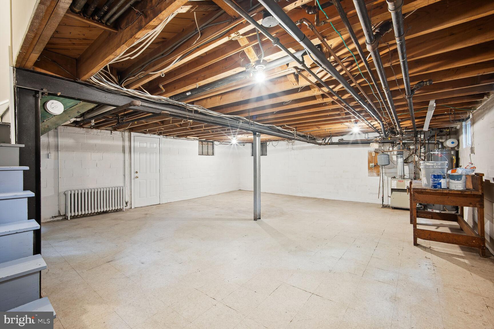 419 N JACKSON STREET